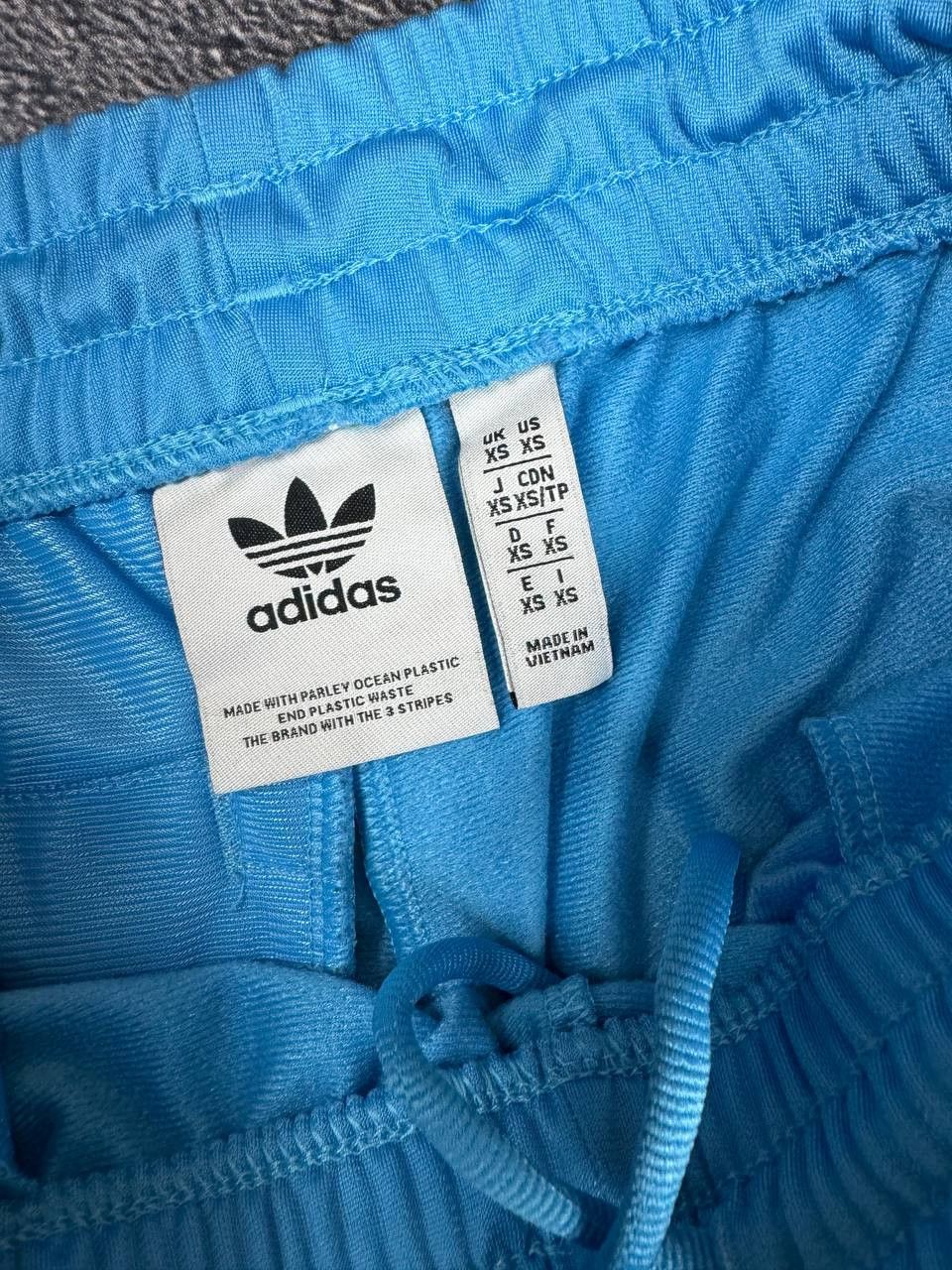 Adidas Adidas Tracksuits Vintage Model Oldschool Y2K Size 26" / US 2 / IT 38 - 6 Thumbnail