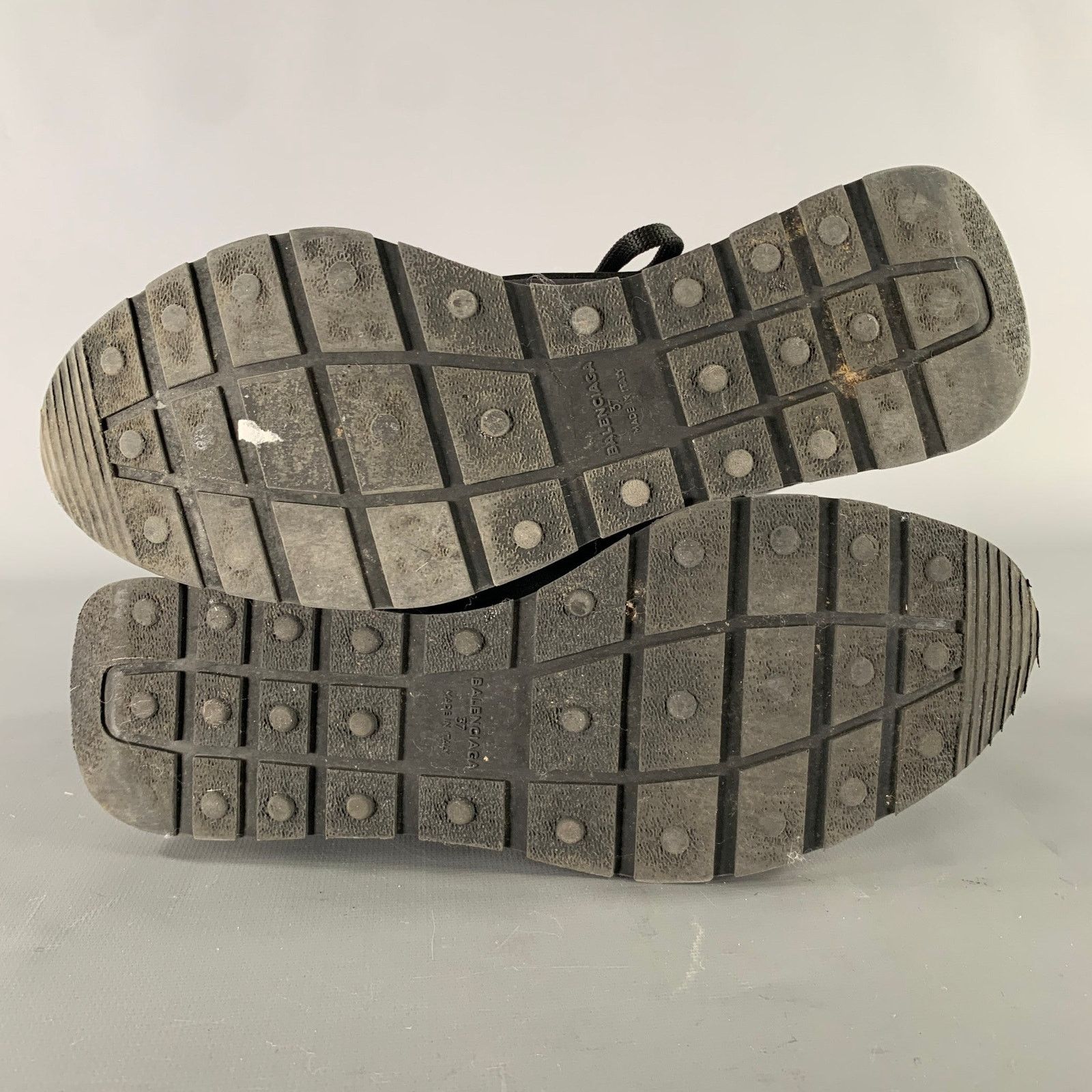 Balenciaga BALENCIAGA Size 7 Black Green Mixed Patterns Runner Sneakers Size US 7 / IT 37 - 6 Thumbnail