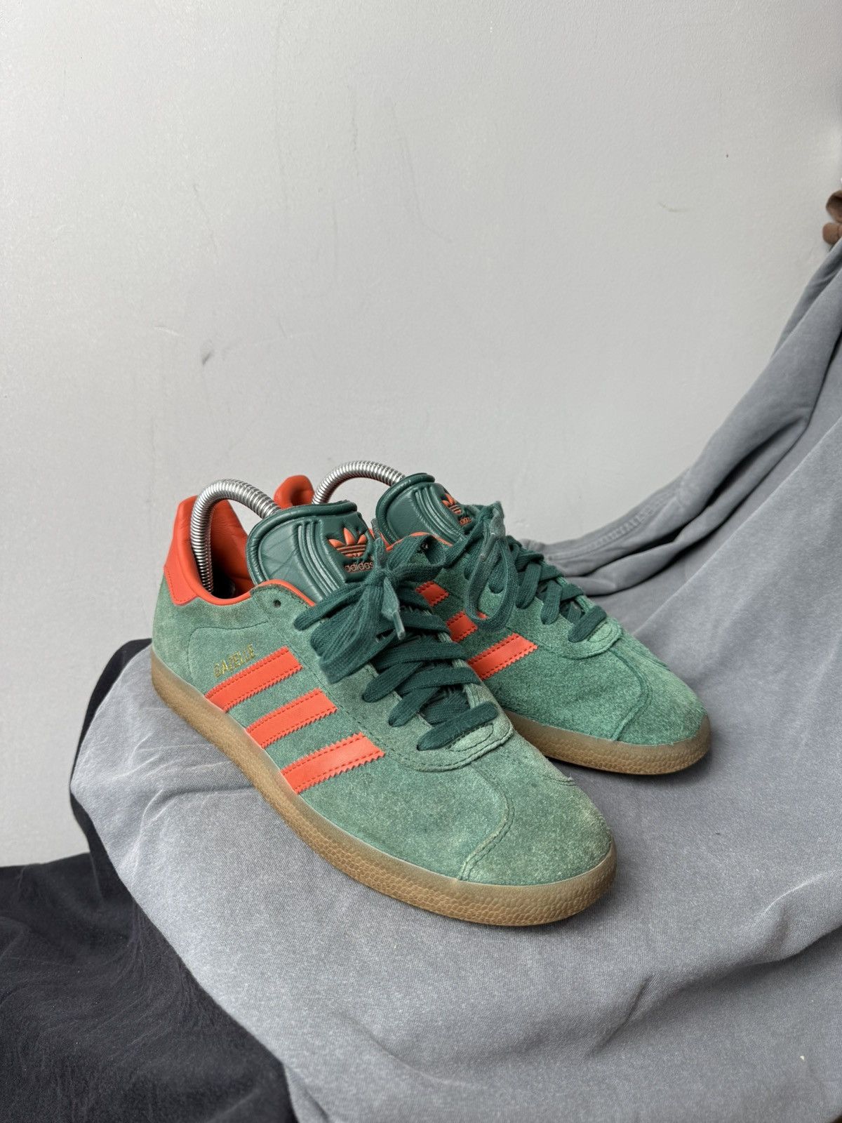 Adidas Vintage Style Adidas Gazelle Low Top Suede Trainers Sneakers Size US 6 / EU 39 - 3 Thumbnail