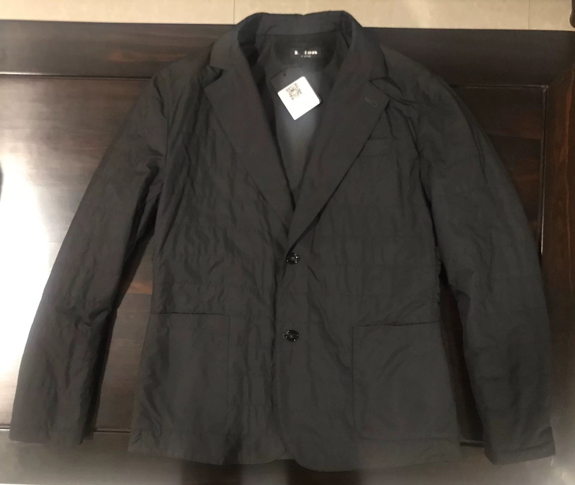 Kiton lightweight packable cotton suit jacket Size US L / EU 52-54 / 3 - 1 Thumbnail
