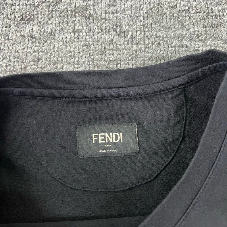 Fendi Fendi Logo Short Sleeve TShirt Size US M / EU 48-50 / 2 - 6 Thumbnail