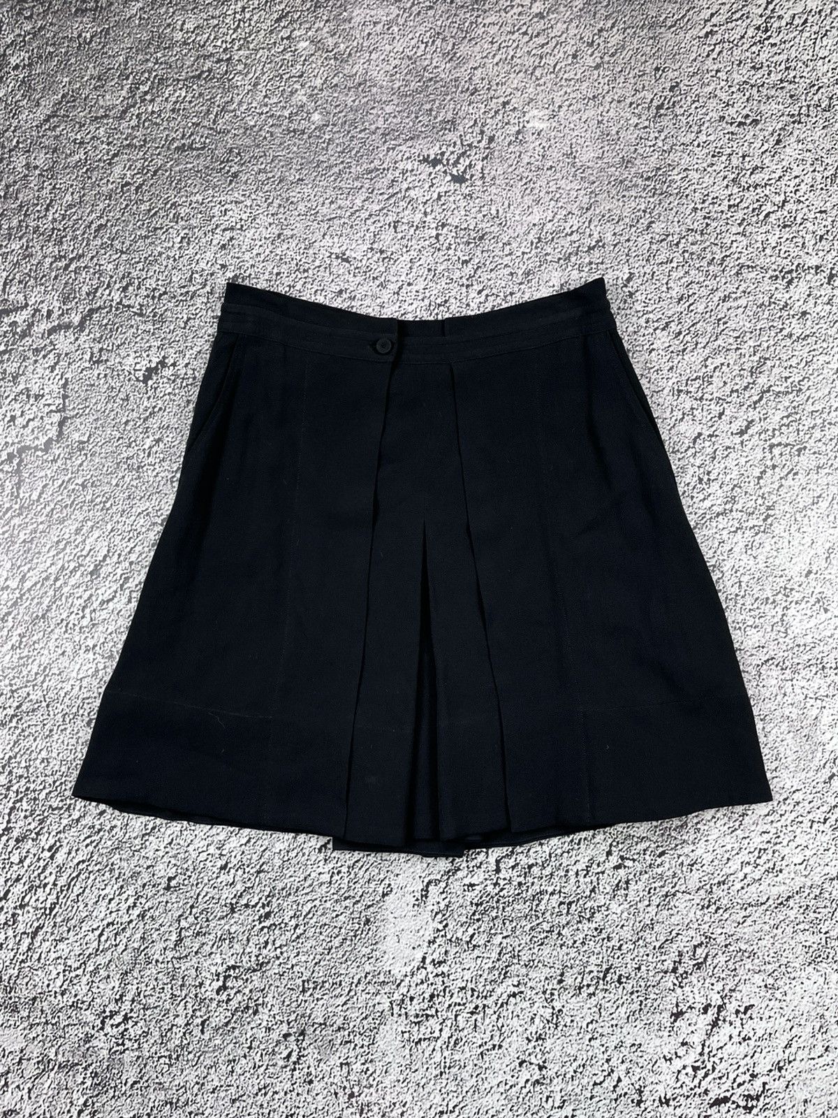 Chloe See By Chloé Black Pleated Mini Skirt Luxury Size 27" / US 4 / IT 40 - 1 Thumbnail