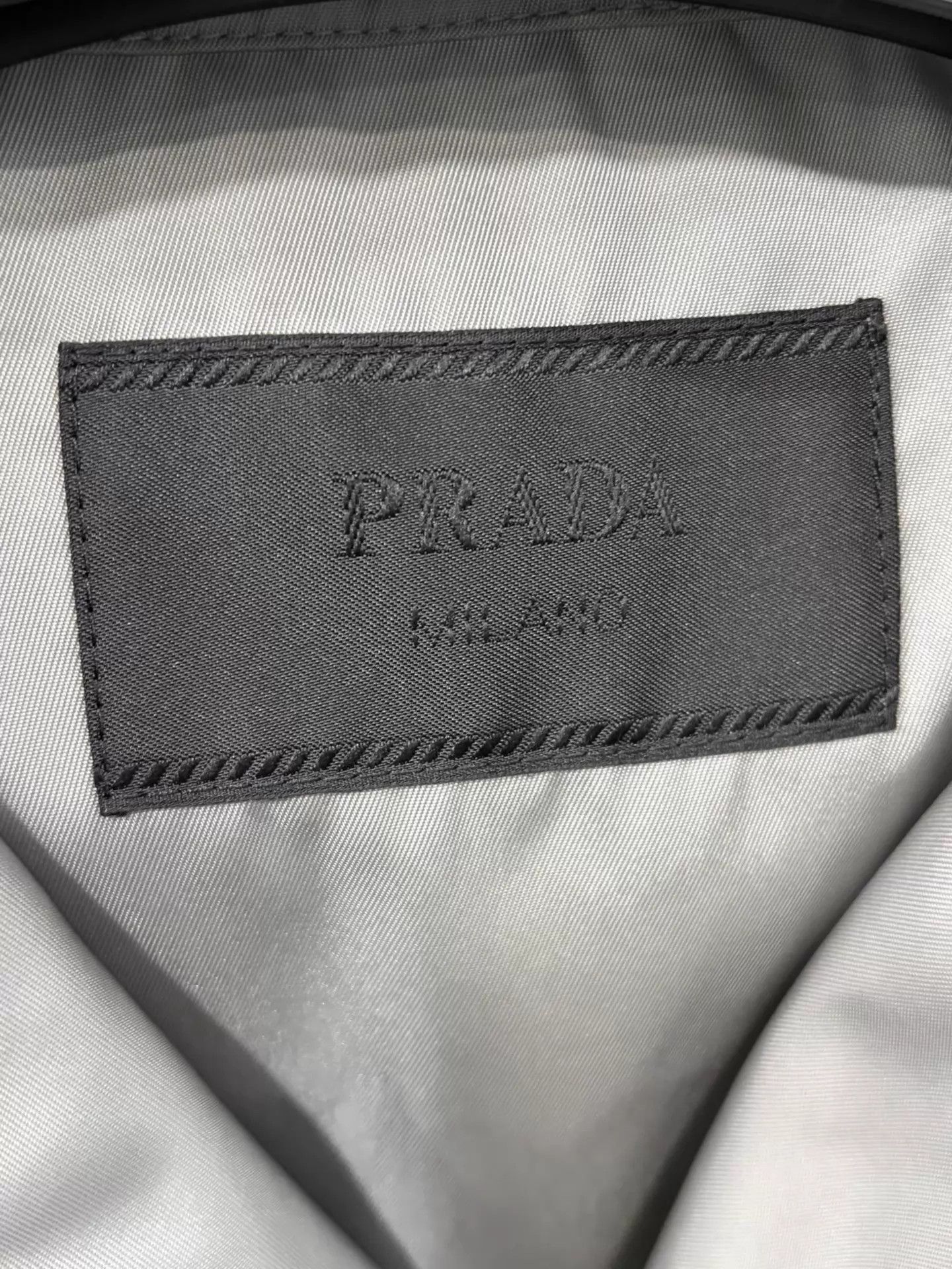 Prada Prada Triangle Logo Short Sleeve Shirt Gray M Size US M / EU 48-50 / 2 - 3 Thumbnail