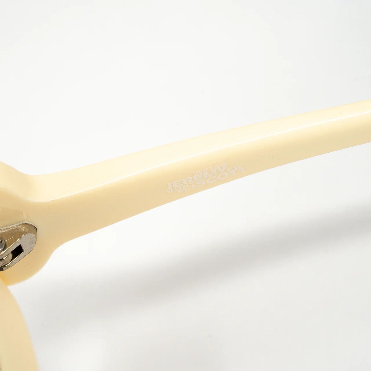 Jeremy Scott Jeremy Scott Oversized Sunglasses Bones Special Cream Grey Size ONE SIZE - 6 Thumbnail