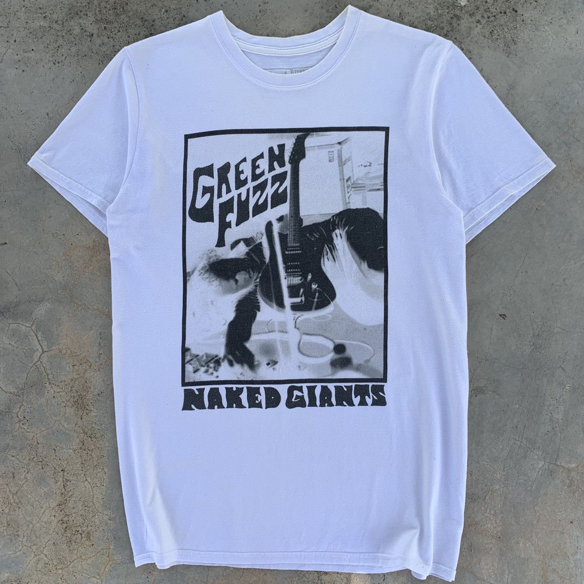 Band Tees NAKED GIANTS *GREEN FUZZ* Size US M / EU 48-50 / 2 - 1 Thumbnail