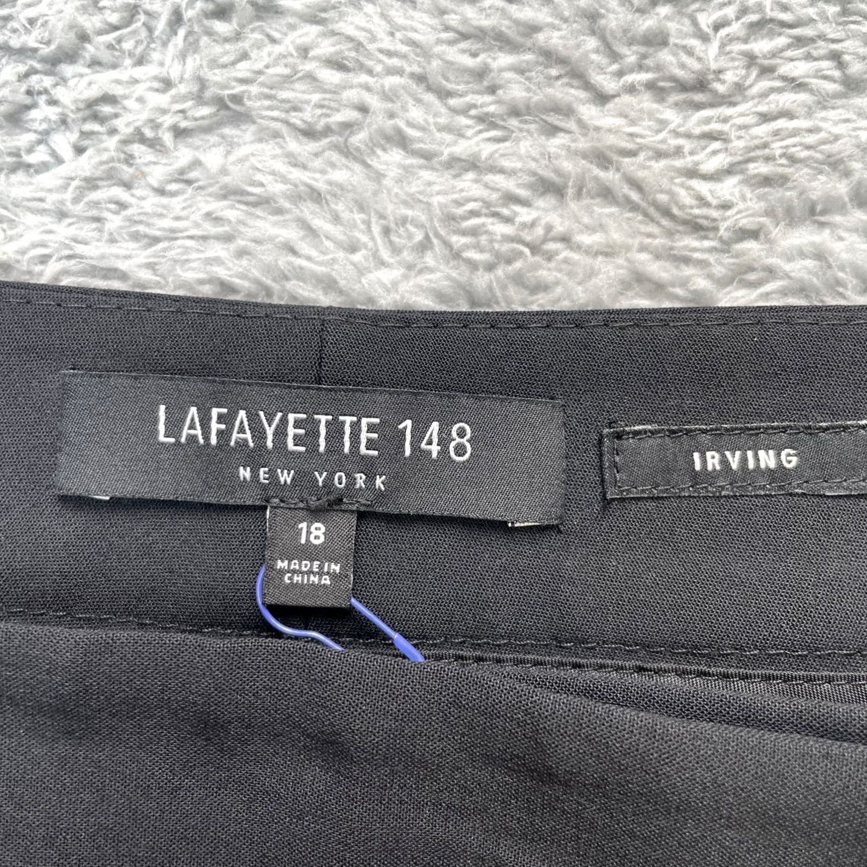 Vintage Lafayette 148 New York Pants Womens 40 Black Wool Blend Dress Pants Tapered Inseam 26 Comfort Easy Care Formal Size 27" / US 4 / IT 40 - 3 Thumbnail