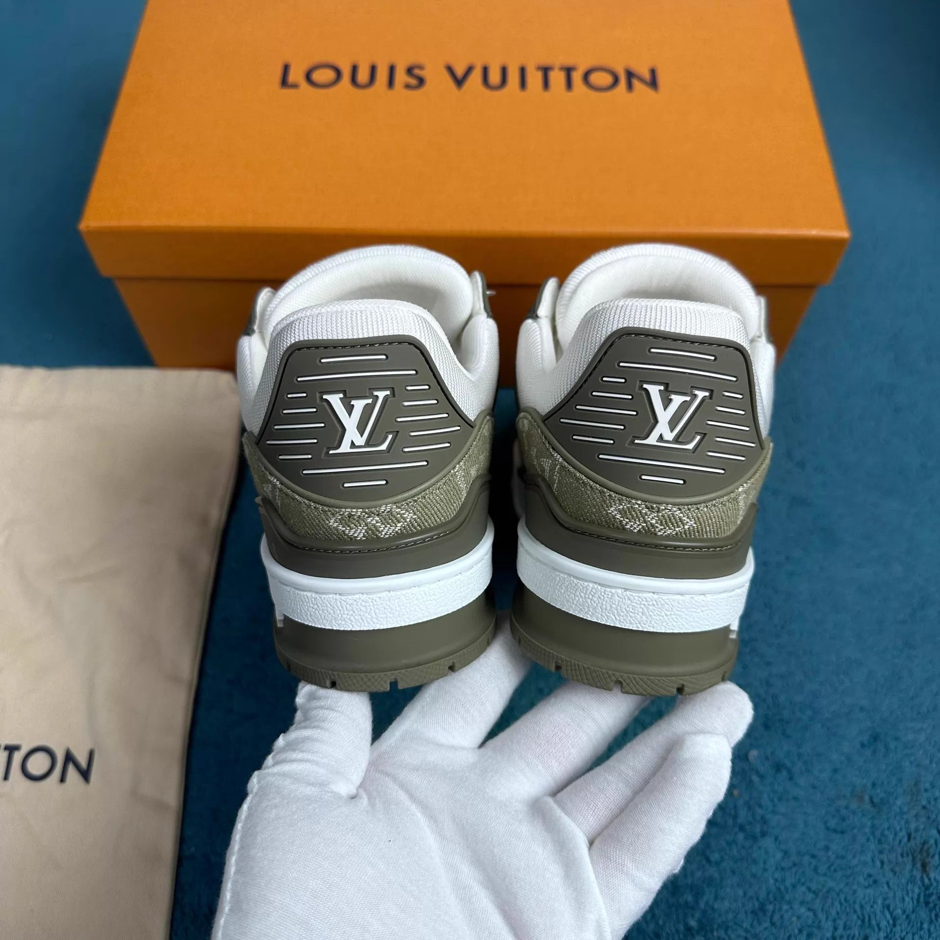 Louis Vuitton LV Trainer Denim & Leather Logo Print Low Green 36.5 Size US 6 / IT 36 - 4 Thumbnail