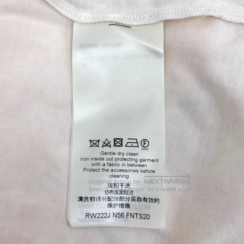 Louis Vuitton Louis Vuitton 22 color-block logo full print cotton crew n Size US S / EU 44-46 / 1 - 6 Thumbnail