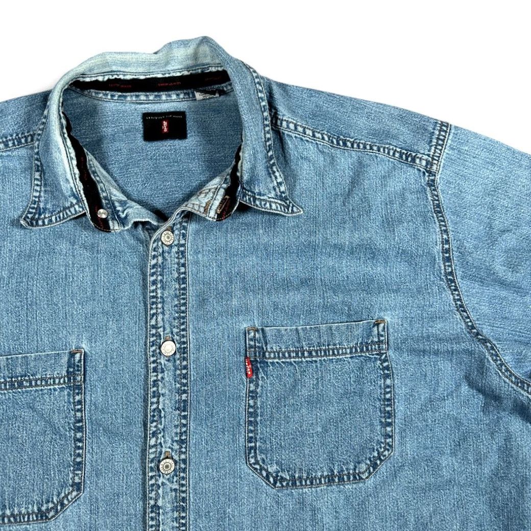 Levi's VINTAGE Levi's Shirt Levi's 90s Light Wash Denim Button-Up Long Sleeve Collared Chest Pocket Mens Large Blue 90s Retro Western Modern Size US L / EU 52-54 / 3 - 2 Thumbnail