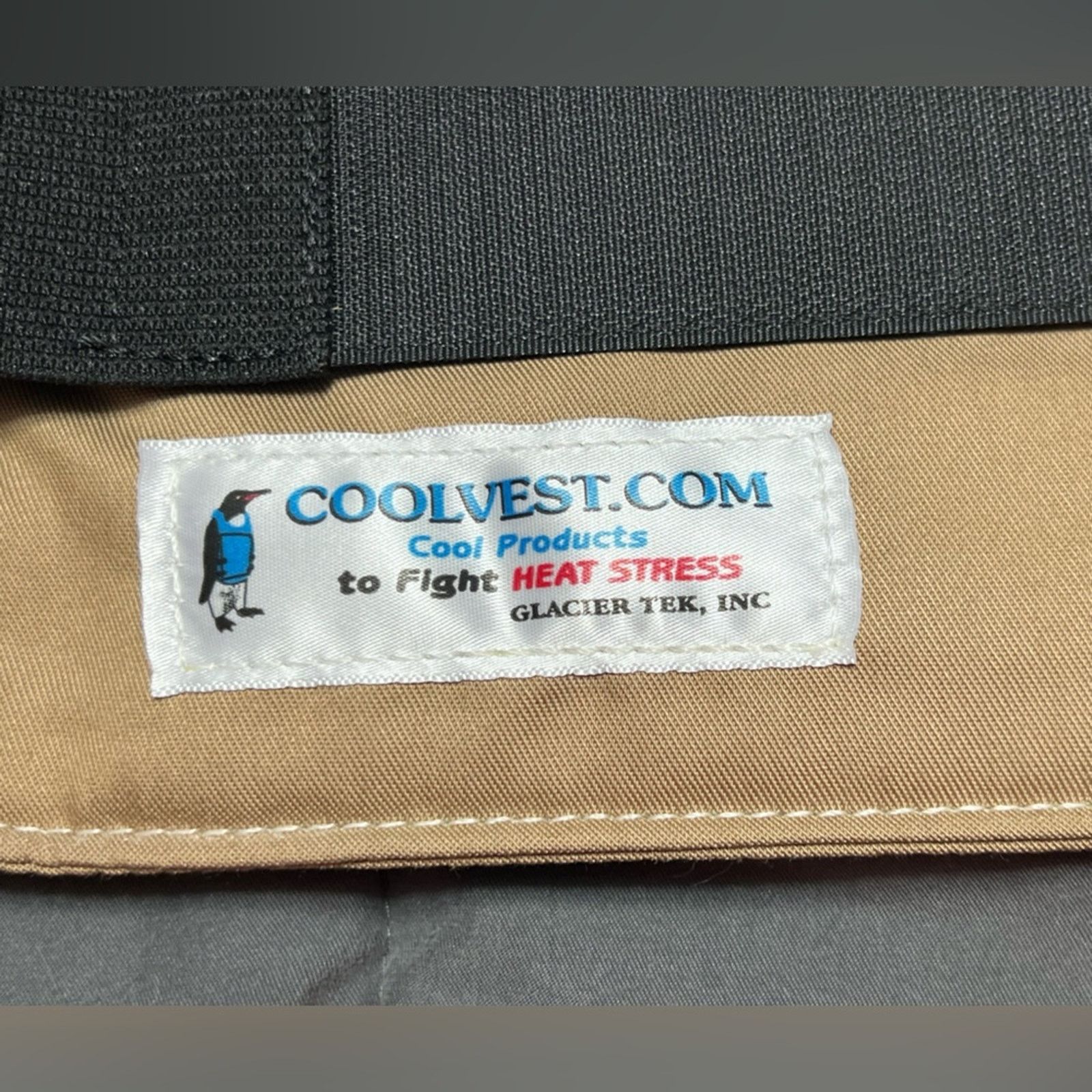 Tek Gear Glacier Tek Cool Vest Adjustable, NWOT NO PACKS INCLUDED Size US L / EU 52-54 / 3 - 5 Thumbnail