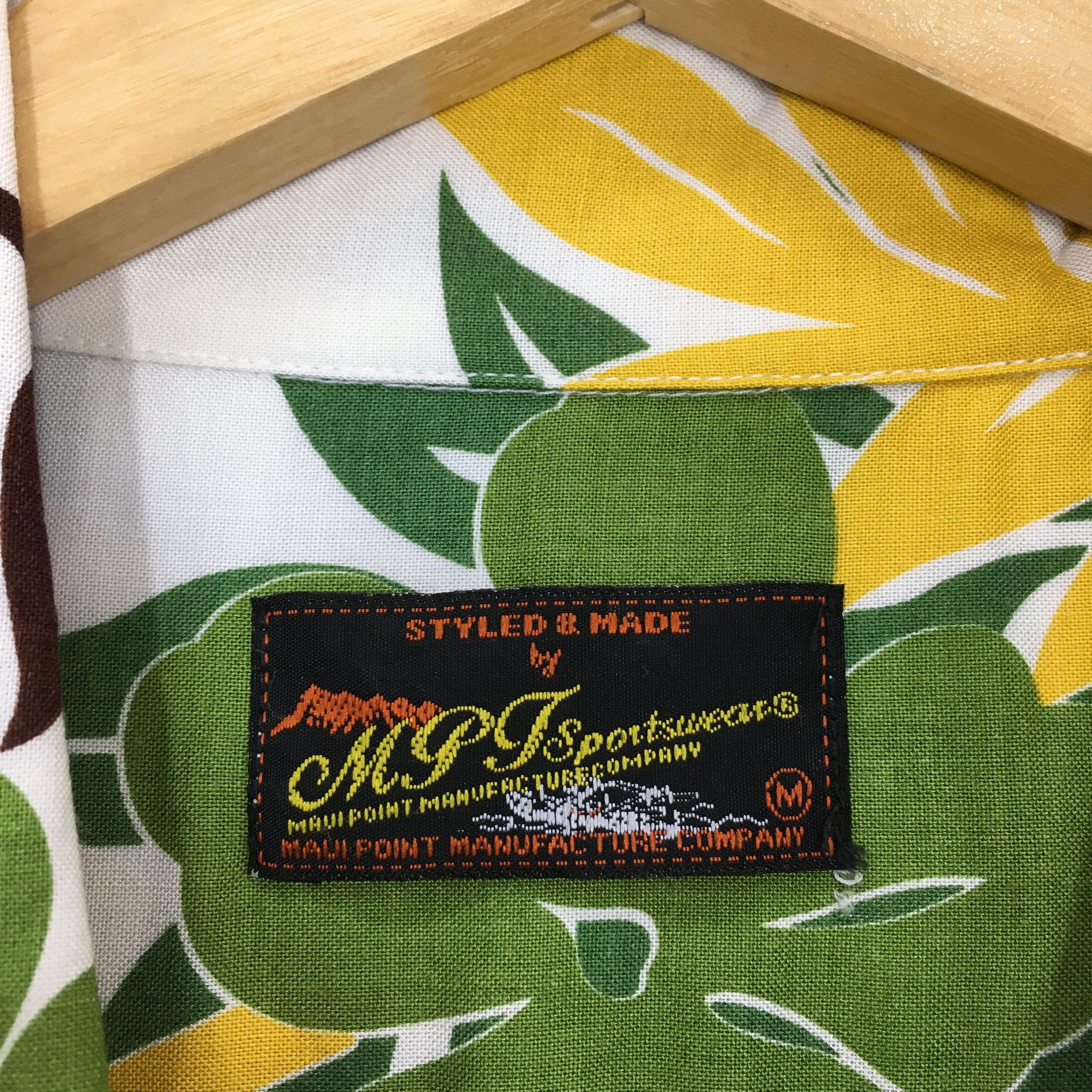 Vintage Vintage 90s Aloha Floral Hawaiian Rayon Shirt Medium Size US M / EU 48-50 / 2 - 5 Thumbnail