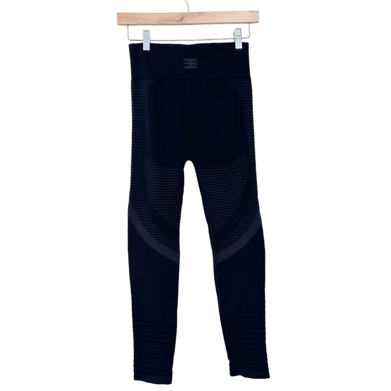 Other Engineered Life Black Seamless Leggings Sz M Size 30" / US 8 / IT 44 - 3 Thumbnail