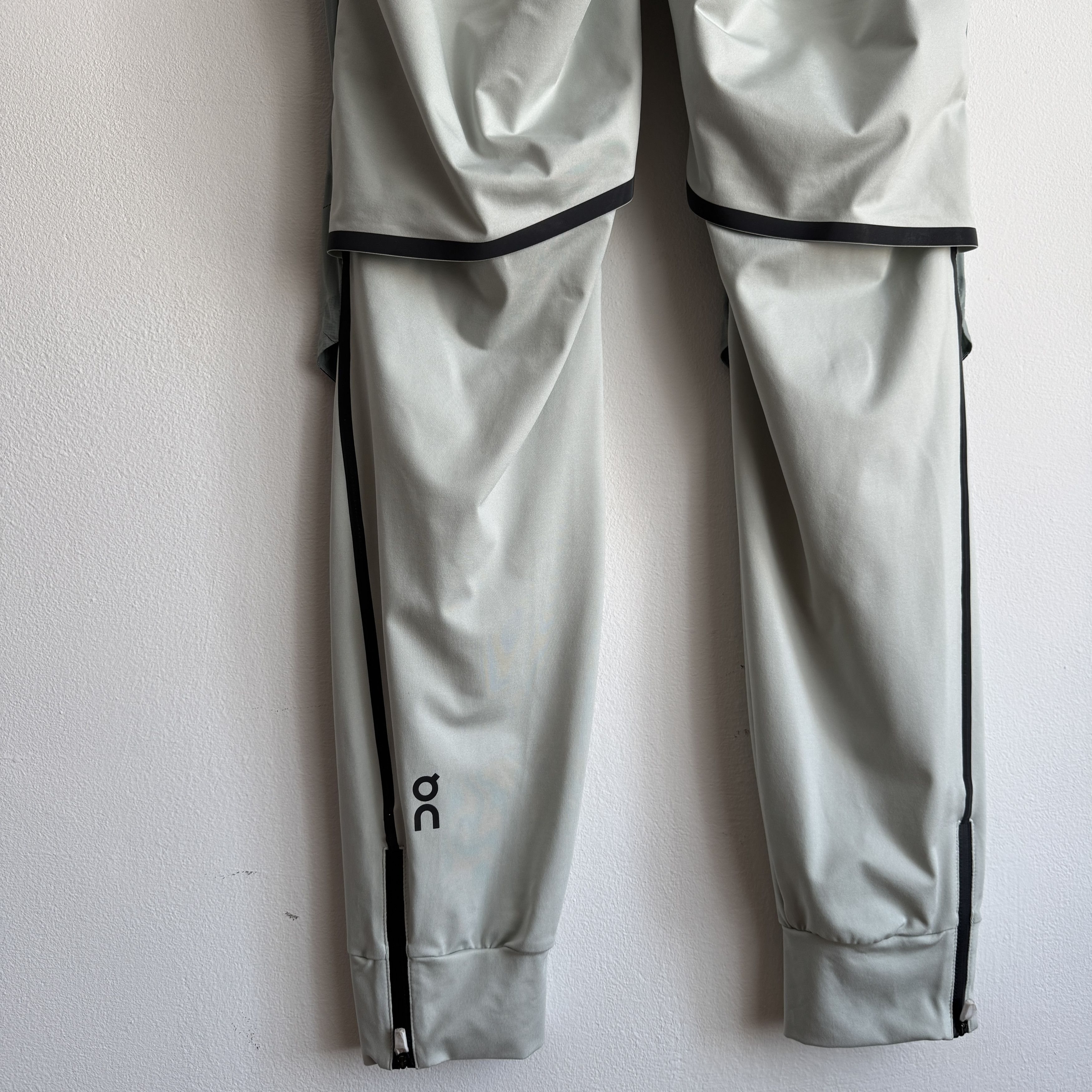 On Run On Clouds Running Women's Pants Cloud S Size 30" / US 8 / IT 44 - 9 Thumbnail