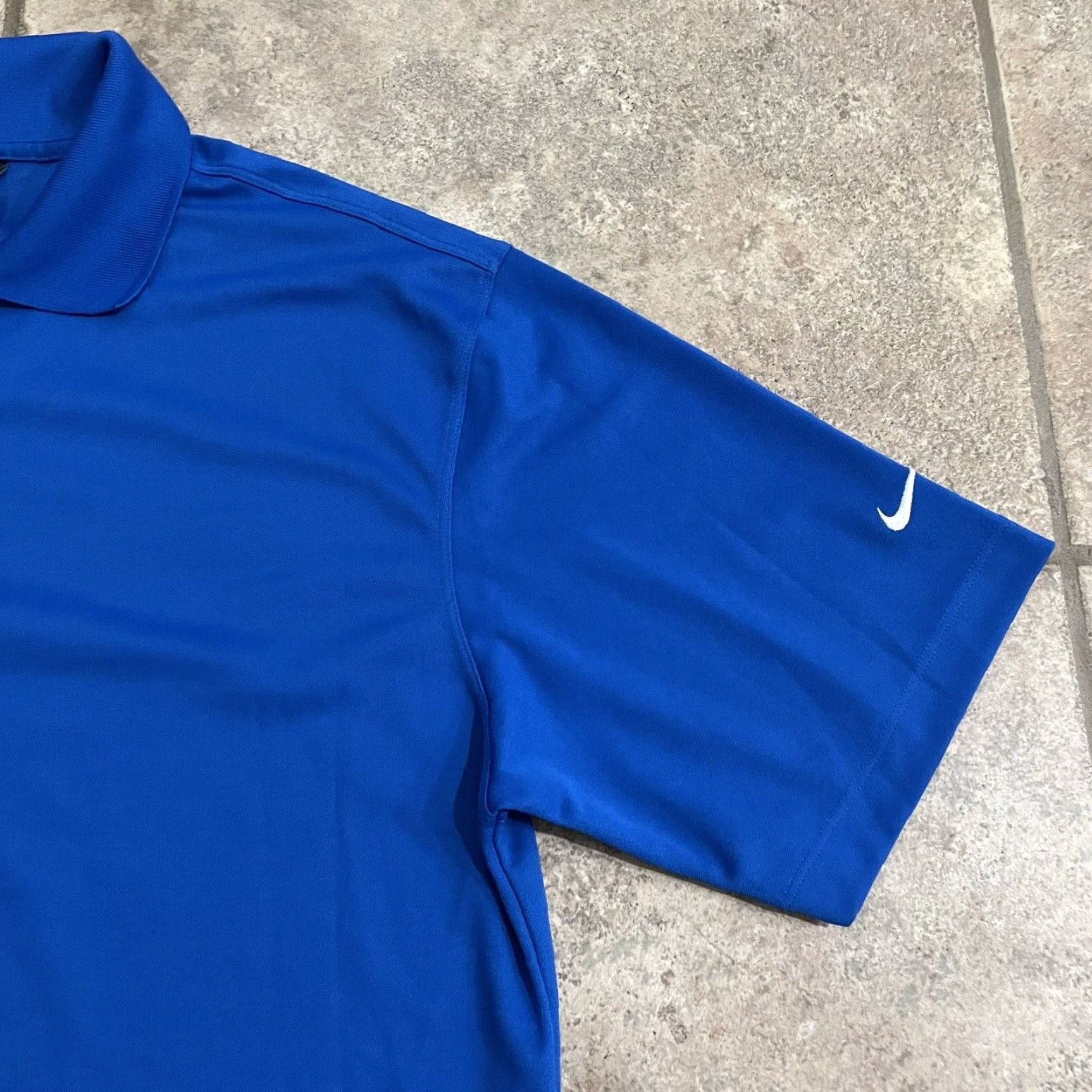 Vintage NIKEGOLF Dri-Fit Polo Shirt Mens Size S Blue Golf Polo Shirt Mens Small Blue NikeGolf Dri-Fit 90s? Size US S / EU 44-46 / 1 - 2 Thumbnail