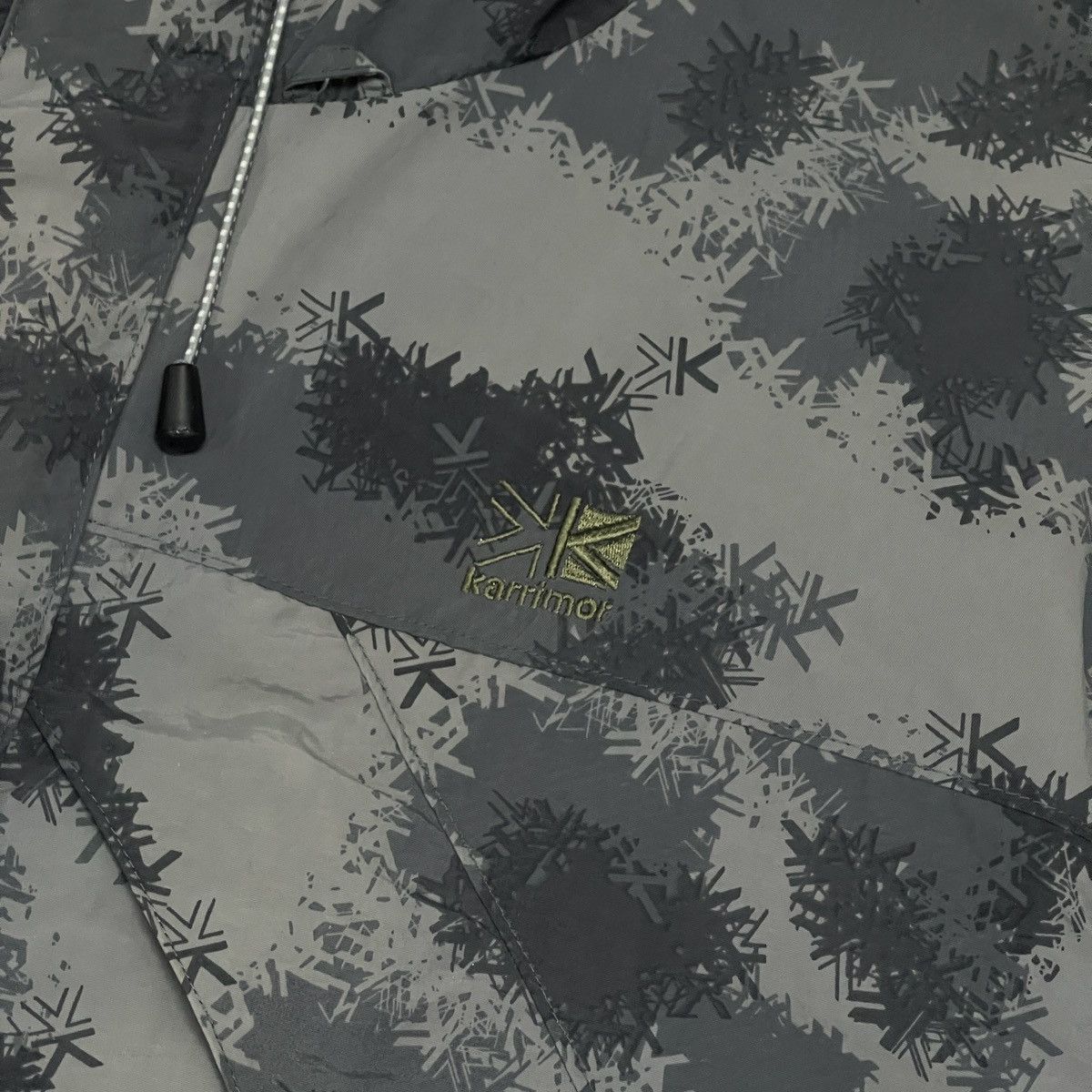 Karrimor Vtg Karrimor Camouflage Hooded Gorpcore WindbreakerJacket Size US XL / EU 56 / 4 - 3 Thumbnail