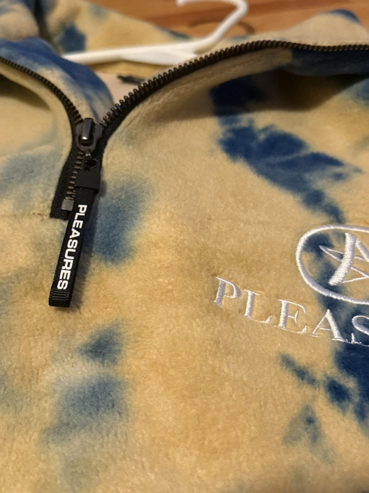 Pleasures Pleasures Tie Dye Sweater Size Small Size US S / EU 44-46 / 1 - 5 Thumbnail