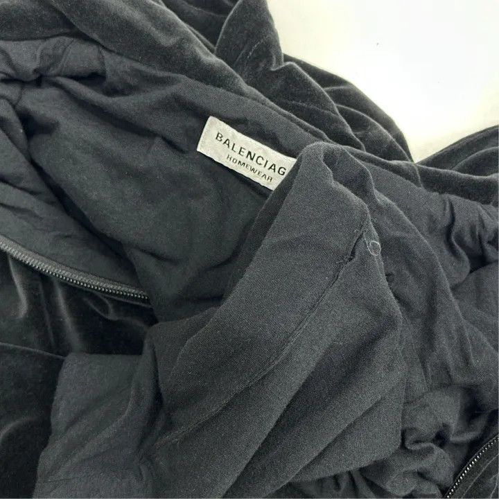 Balenciaga Balenciaga Black Velvet Zip Hoodie 0079-2507 Size L / US 10 / IT 46 - 5 Thumbnail