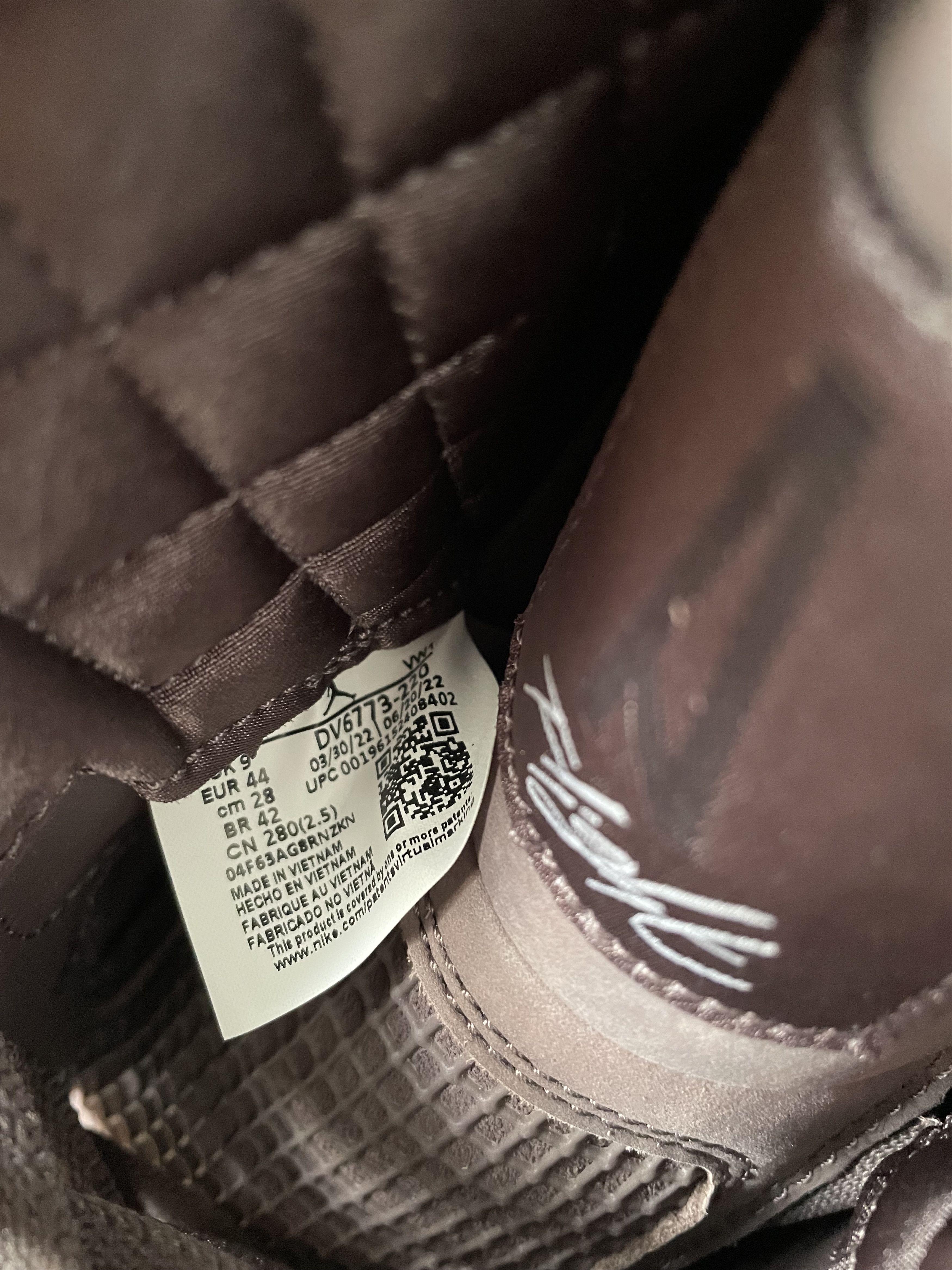 A Ma Maniere × Jordan Brand Jordan 4 Retro SP A Ma Maniére Size US 10 / EU 43 - 10 Thumbnail