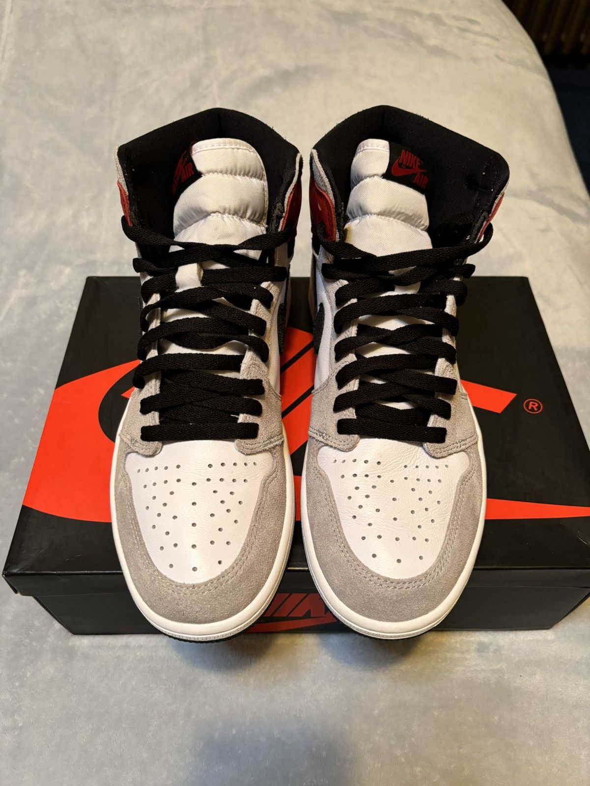 Jordan Brand Jordan 1 Retro High OG Smoke Gray 2020 Size 10 Size US 10 / EU 43 - 2 Thumbnail
