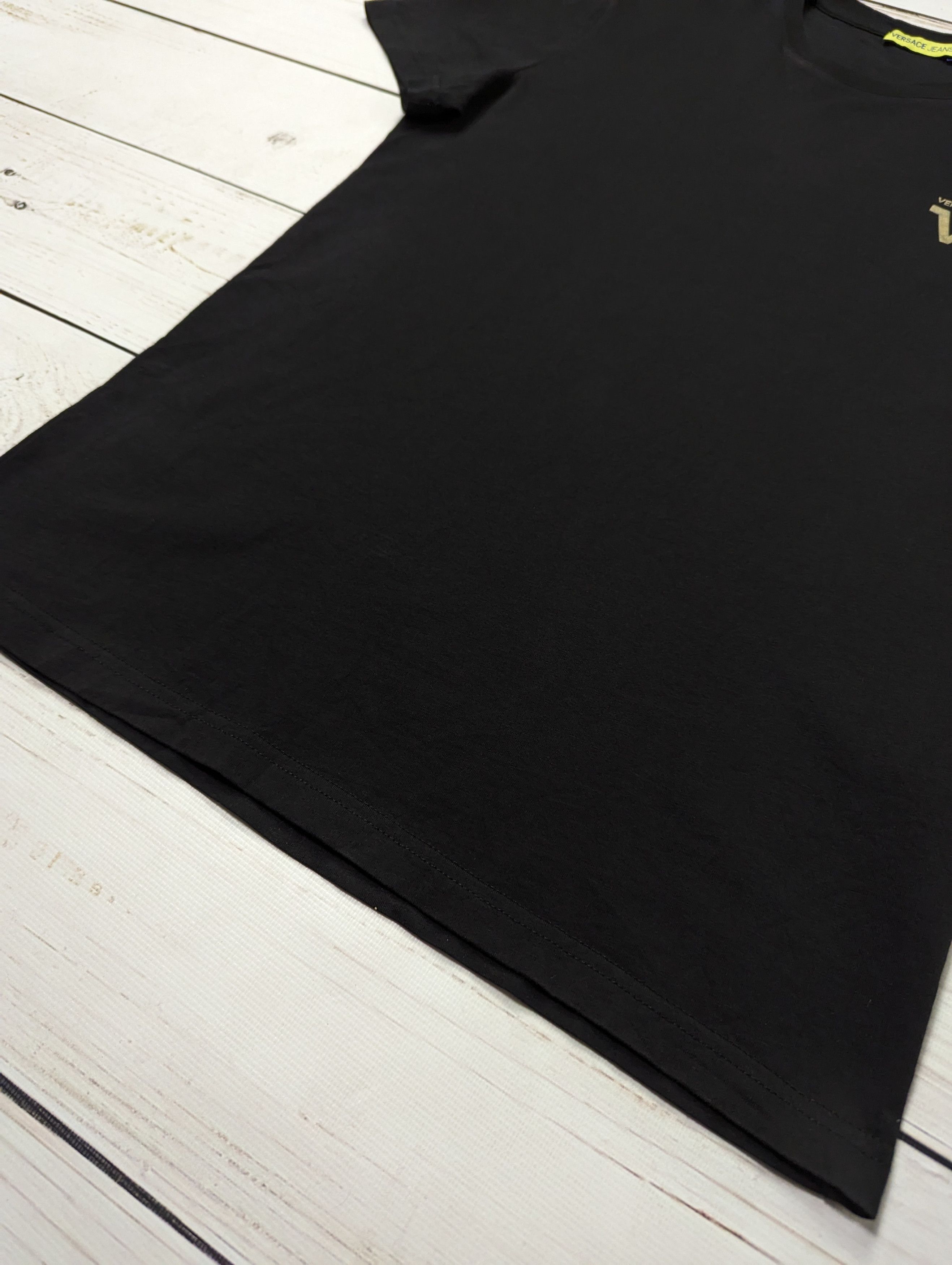 Versace × Versace Jeans Couture Versace Jeans Black Gold T-Shirt Size M Size US M / EU 48-50 / 2 - 4 Thumbnail