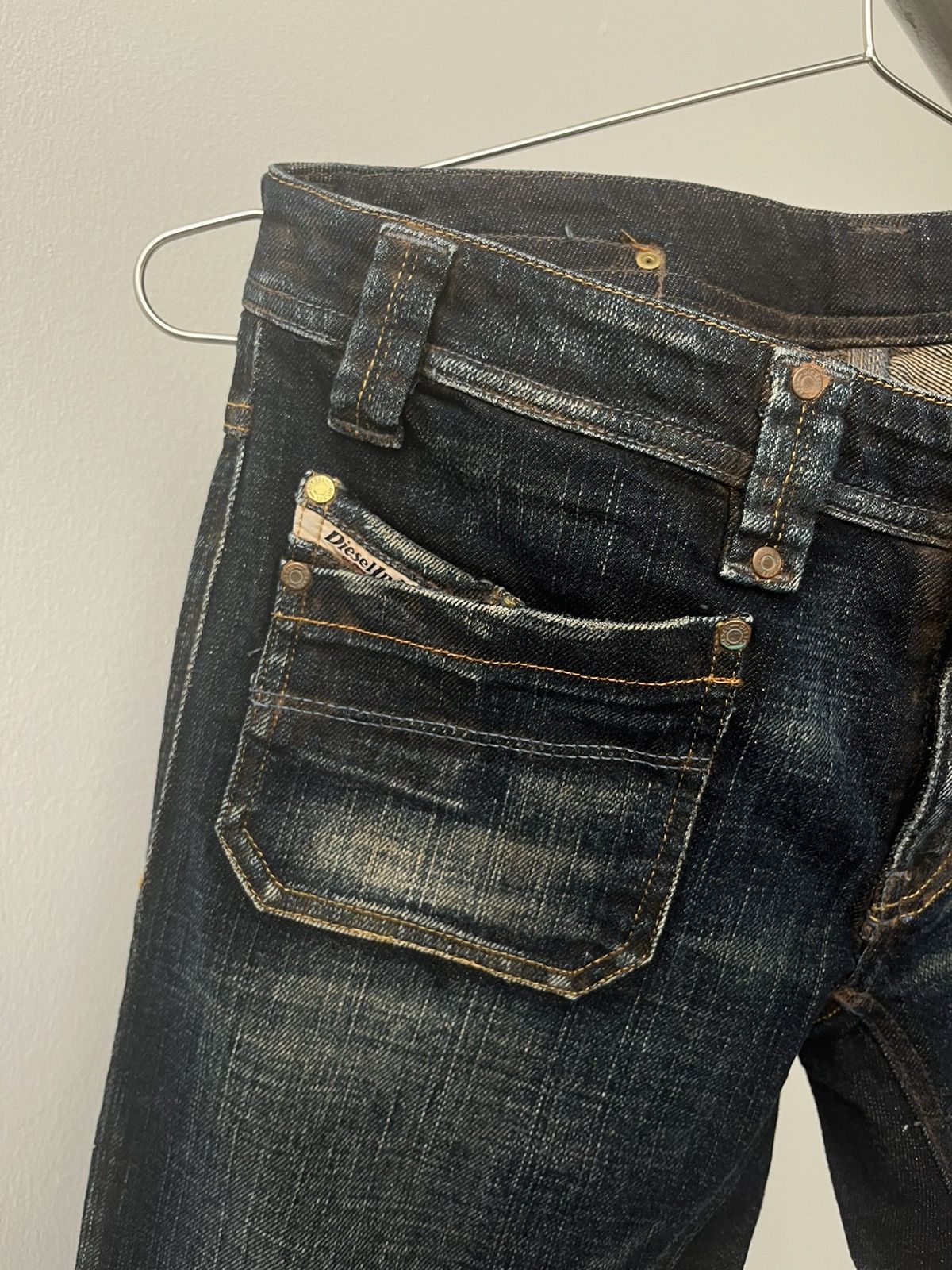 Diesel VINTAGE LOWRISE RUST DIESEL DENIM JEANS Size US 28 / EU 44 - 4 Thumbnail