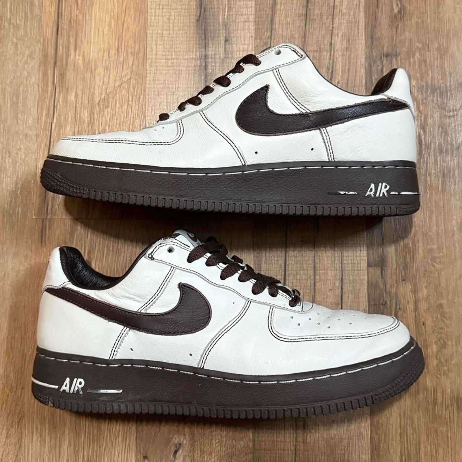 Nike 2004 Nike Air Force 1 Premium Sail Baroque Brown Size US 9.5 / EU 42-43 - 2 Thumbnail