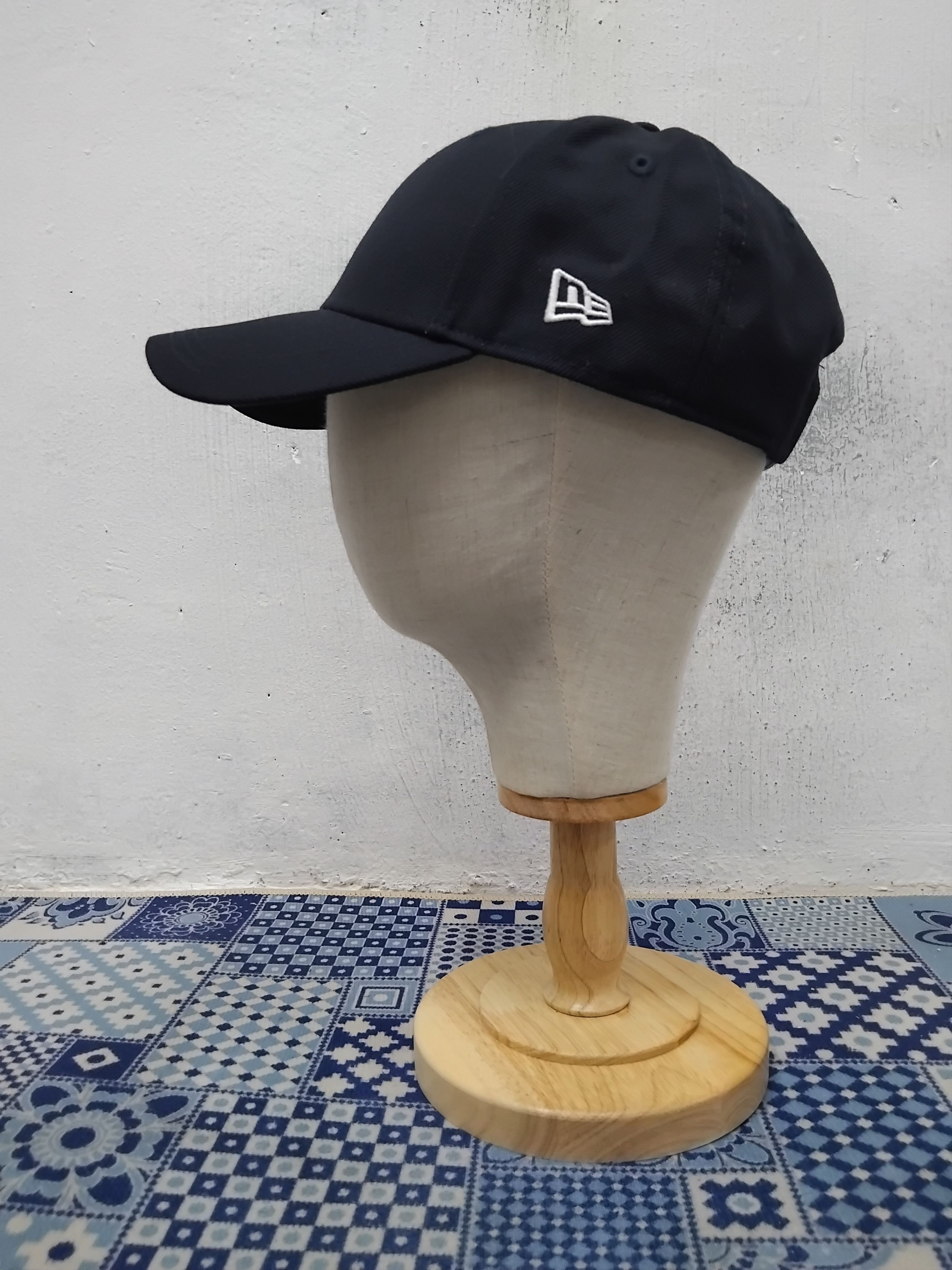 Helmut Lang 💥Helmut lang x New Era Black Colour Cap Size ONE SIZE - 7 Thumbnail