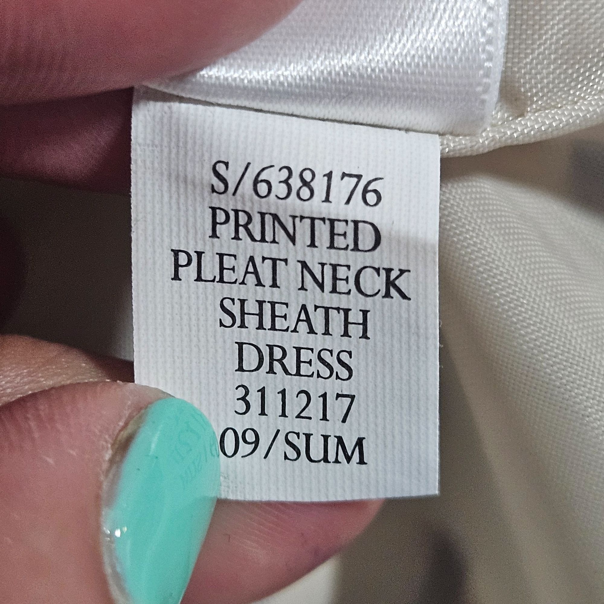 Banana Republic Banana Republic Silk Sheath Dress Size 4P Pleated Neck Caree Size S / US 4 / IT 40 - 12 Thumbnail