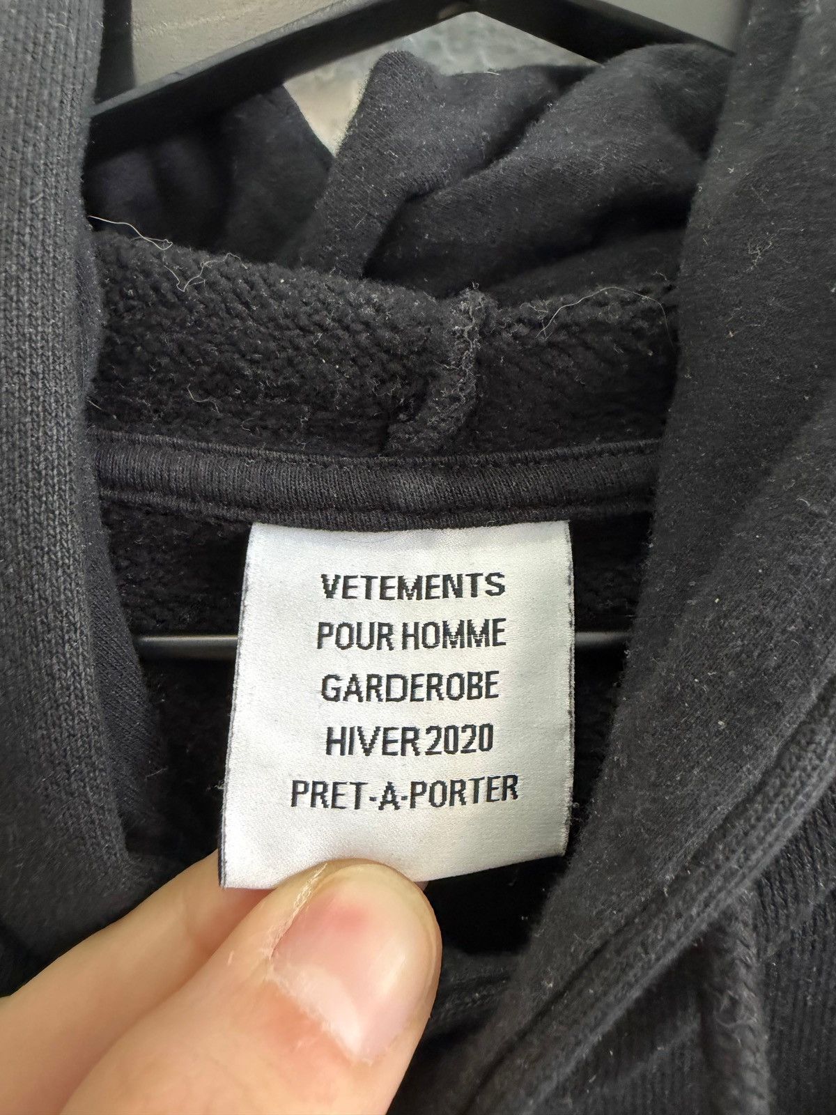 Vetements A/W 2020 VETEMENTS ‘I SURVIVED SWINE FLU’ GIMP MASK HOODIE Size US XL / EU 56 / 4 - 2 Thumbnail