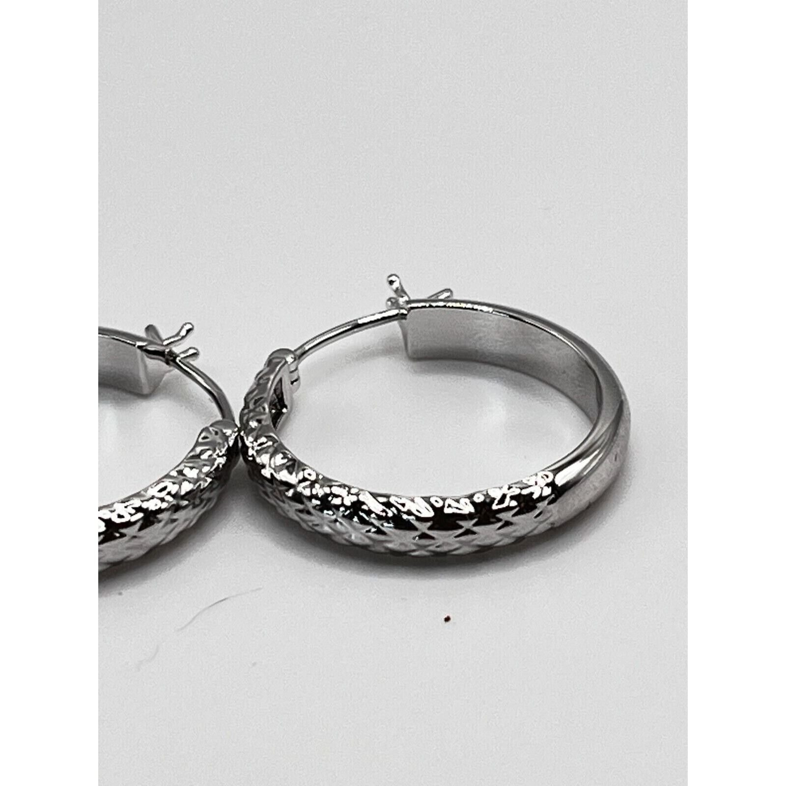 The Unbranded Brand 925 Sterling Silver Hoop ETCHED Earrings NIB 6G Size ONE SIZE - 4 Thumbnail
