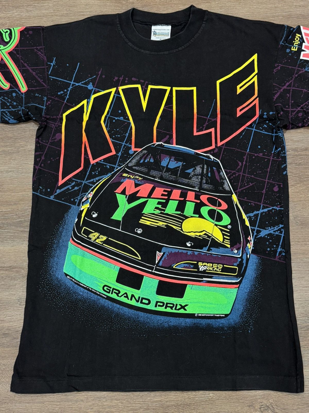 NASCAR Vintage 1993 Kyle Petty Mello Yello NASCAR AOP T-Shirt Size US M / EU 48-50 / 2 - 5 Thumbnail