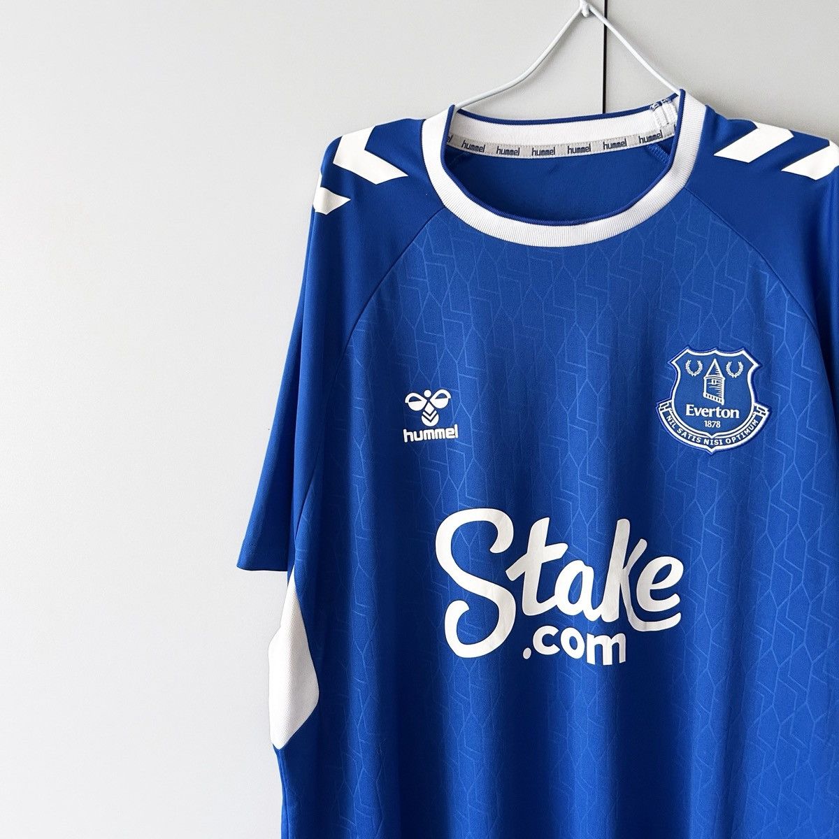 Hummel Jersey Everton home 2022 2023 Size US XL / EU 56 / 4 - 2 Thumbnail