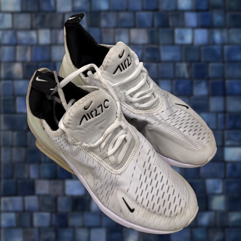 Nike Nike Air Max 270 Womens Size 7 White Black Sneakers AH6789 100, Nike Air Max, Sneaker, Women Size US 5 / IT 35 - 1 Thumbnail