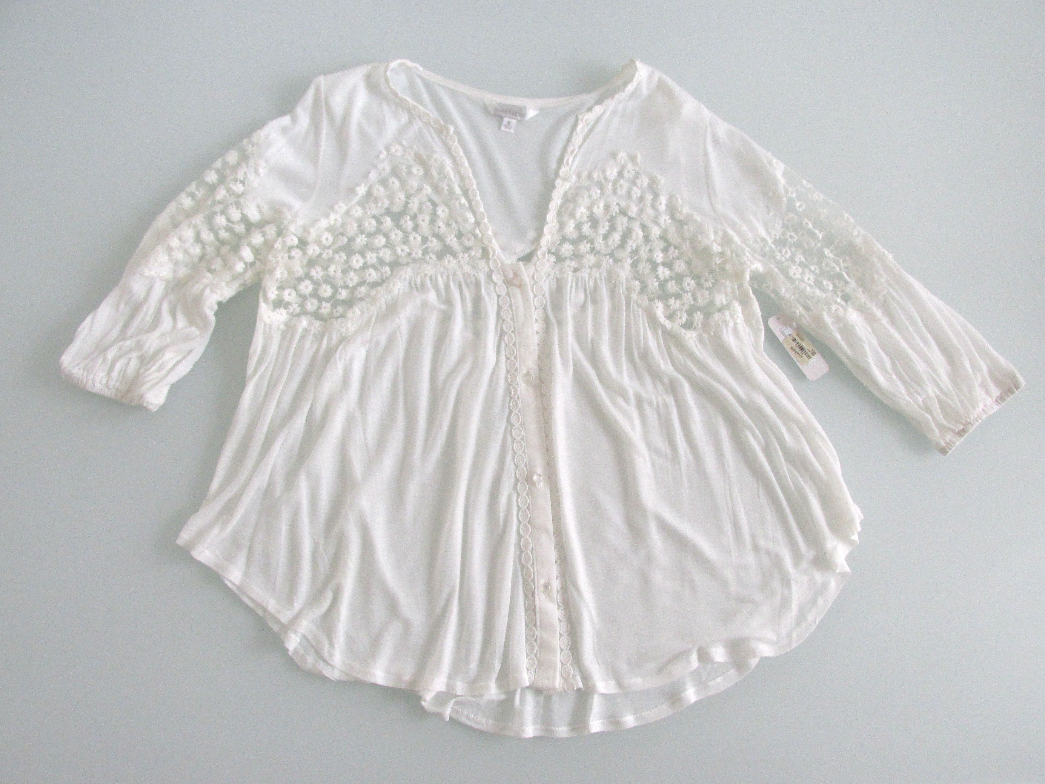 Other Charming Charlie (NWT) Women's Blouse Size Small Size S / US 4 / IT 40 - 1 Thumbnail