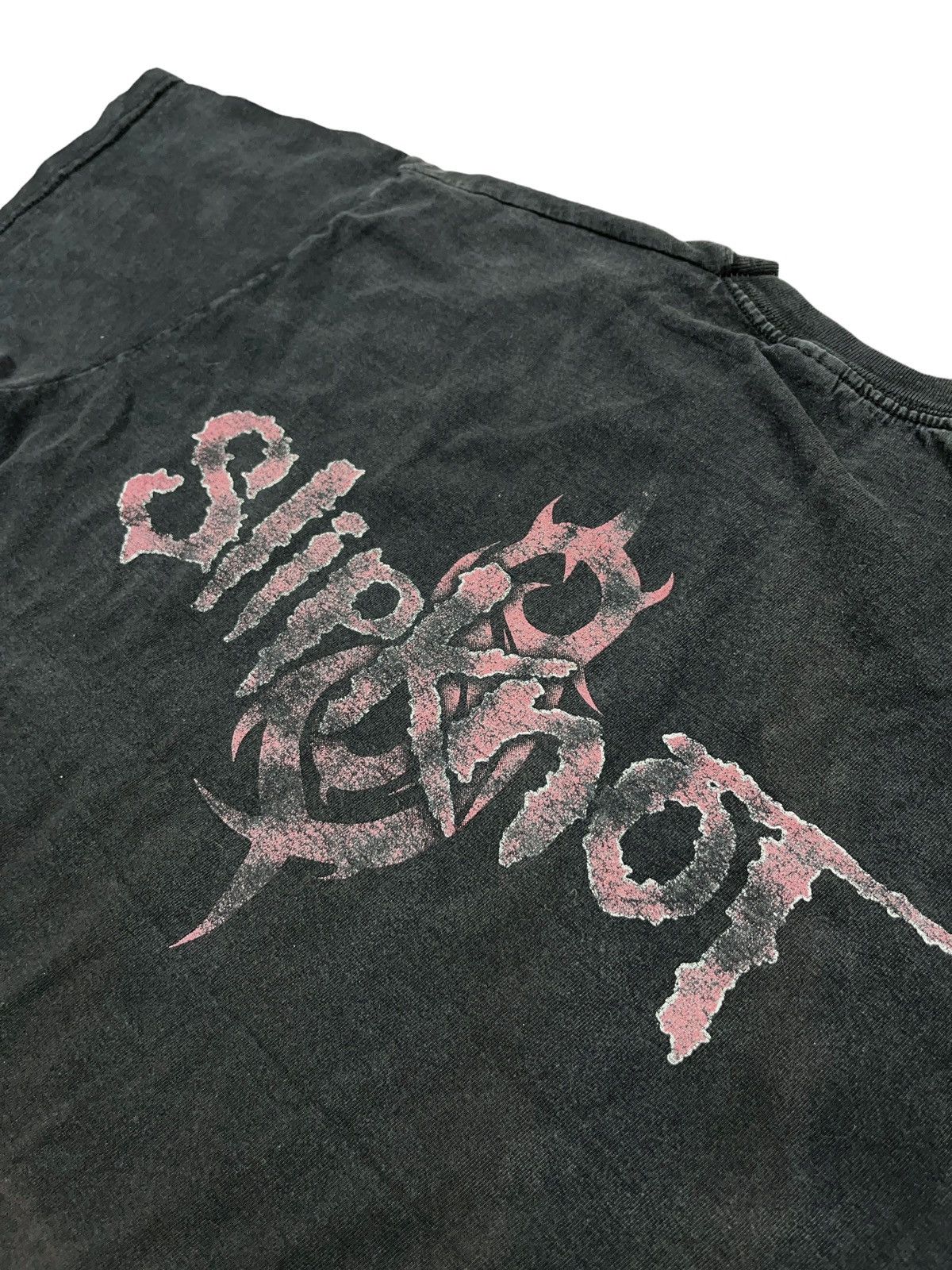 Band Tees Vintage Slipknot Sun Faded T-shirt y2k Size US XL / EU 56 / 4 - 7 Thumbnail