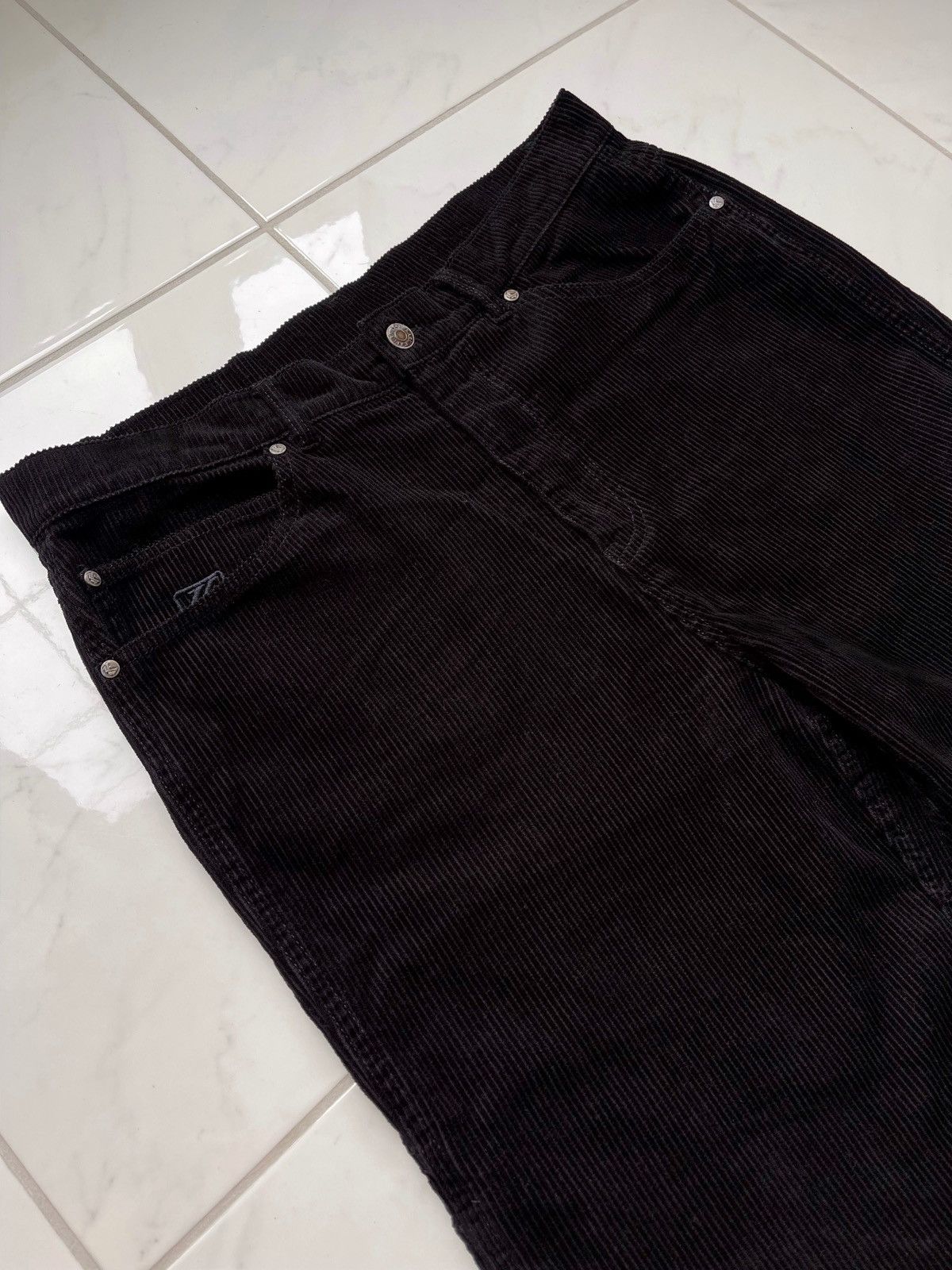 Karl Kani × Vintage Vintage Y2K Karl Kani Cargo Velvet Pants Size US 34 / EU 50 - 6 Thumbnail