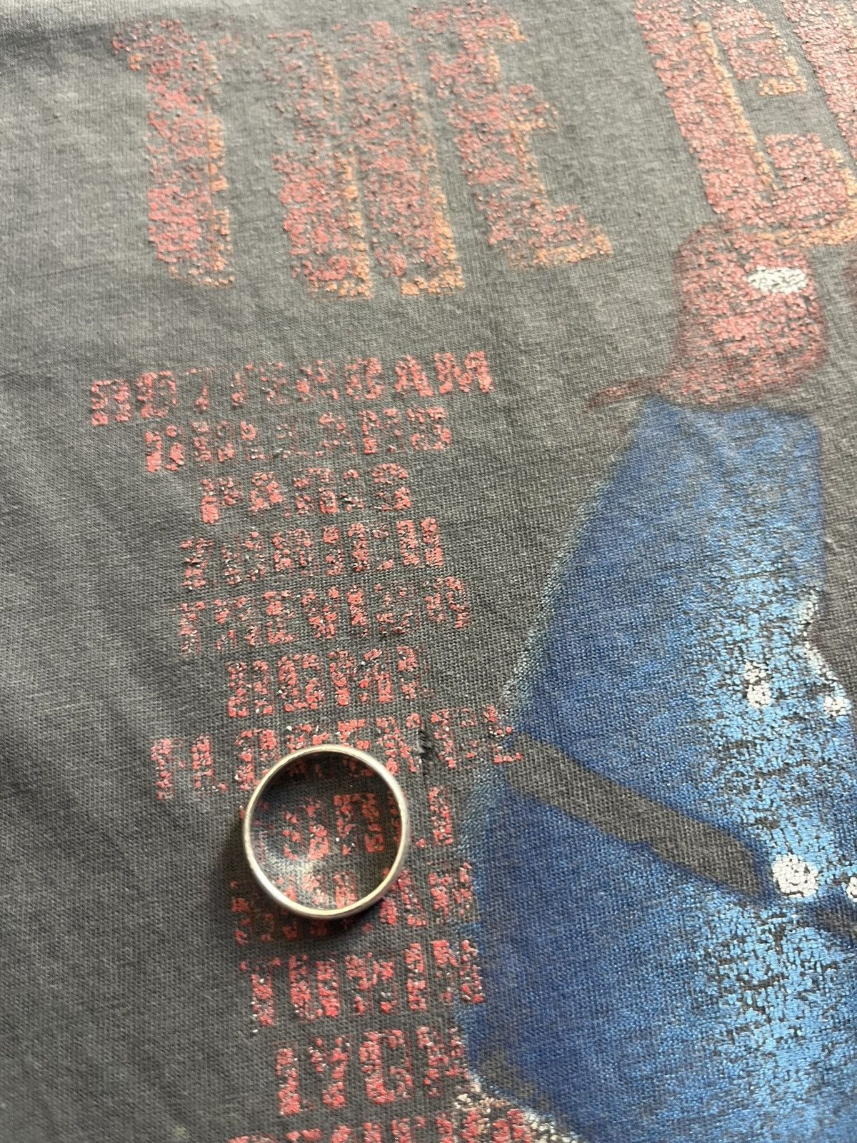 Band Tees Vintage THE CURE Swing Tour 1996’s ( Very Worn ) Tshirt Size US XL / EU 56 / 4 - 16 Thumbnail