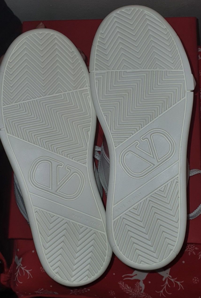 Valentino Valentino pink and white low sneakers, size 37 It Size US 7 / IT 37 - 7 Thumbnail