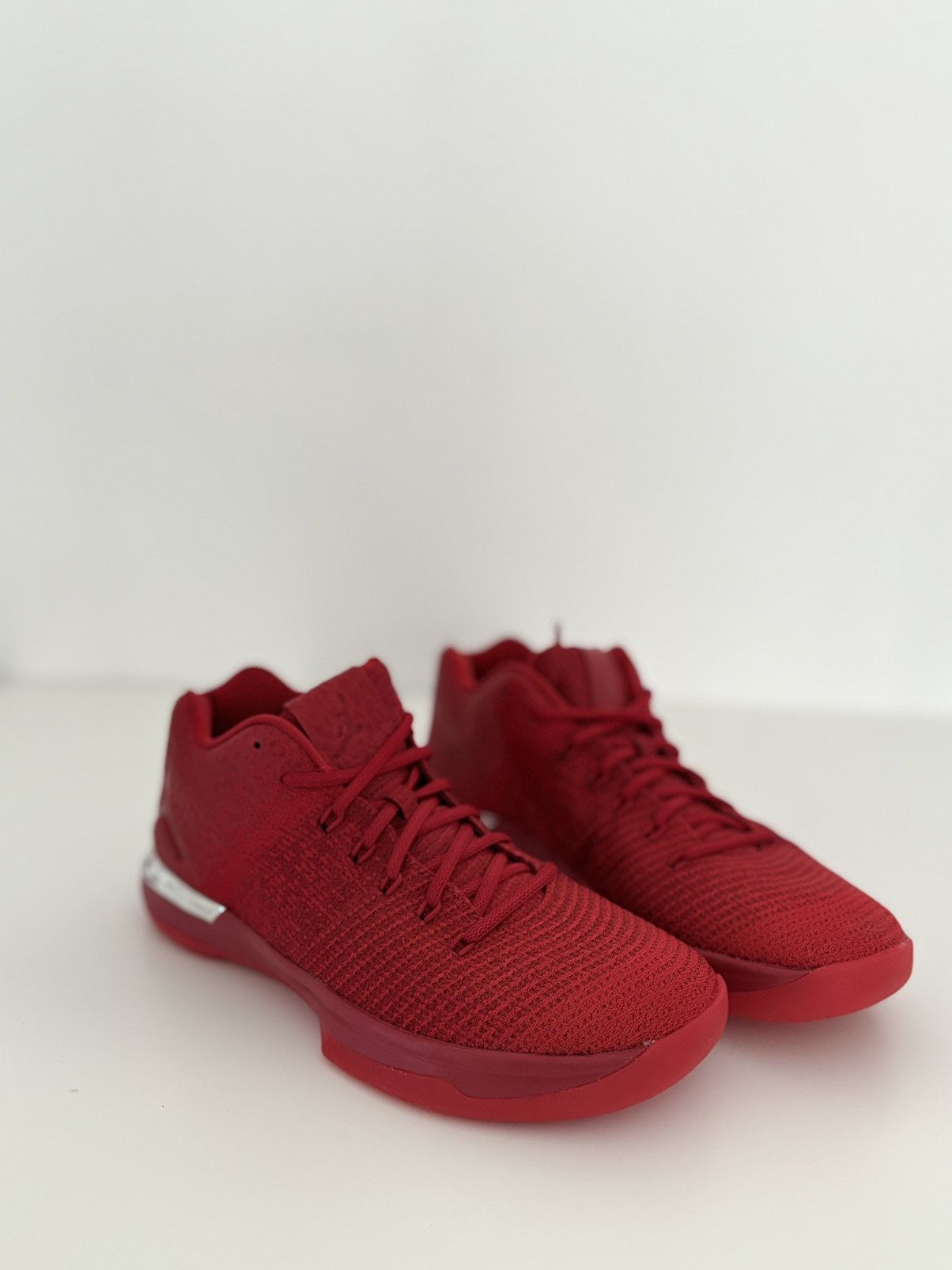 Jordan Brand Jordan 31 Low Chicago (Away) Size US 9.5 / EU 42-43 - 1 Thumbnail