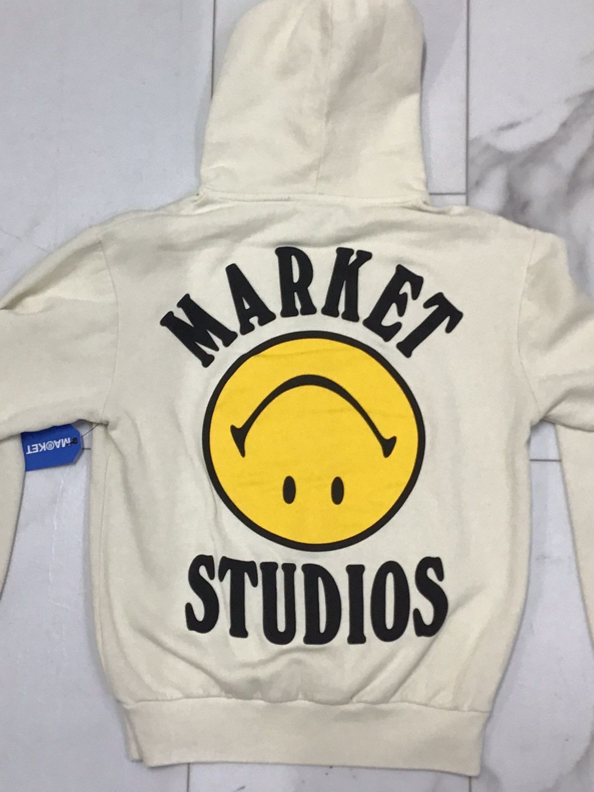 Market MARKET Smiley Upside Down lockup Hoodie Unbleached Cotton Size US XL / EU 56 / 4 - 3 Thumbnail