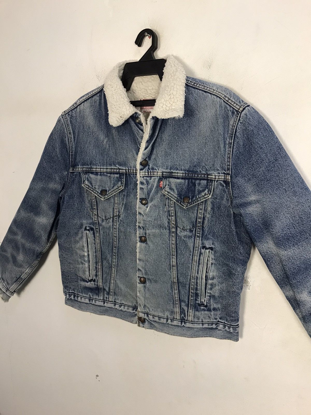 Levi's × Vintage Vintage Levi’s Jacket Sherpa Distressed Snap Button Size US L / EU 52-54 / 3 - 4 Thumbnail