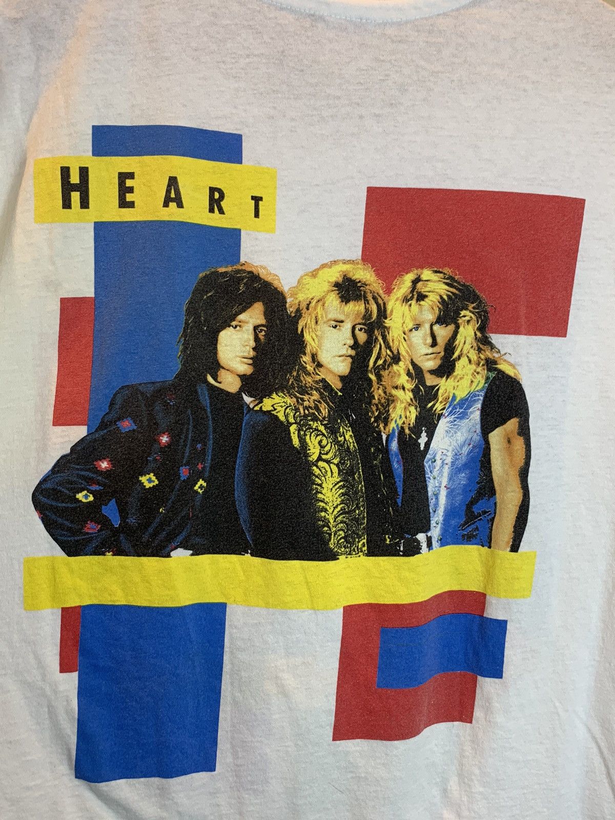 Band Tees *RARE* Vintage 1980 Heart Band Portrait Single Stitch Shirt Size US XL / EU 56 / 4 - 4 Thumbnail