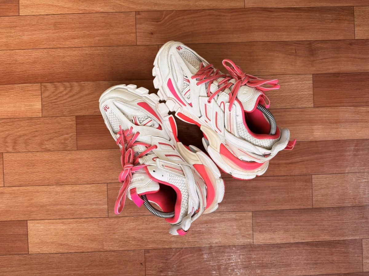 Balenciaga 💕🔥BALENCIAGA PINK / WHITE TRACK SNEAKERS Size US 8 / IT 38 - 8 Thumbnail