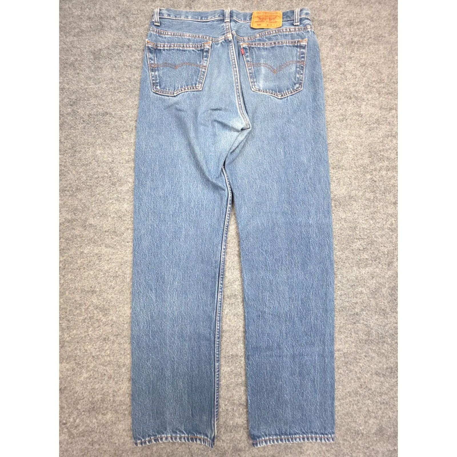 Levi's Vintage Levi'S 501 Jeans Mens 32x31 Blue Medium Wash Faded Size US 32 / EU 48 - 2 Thumbnail