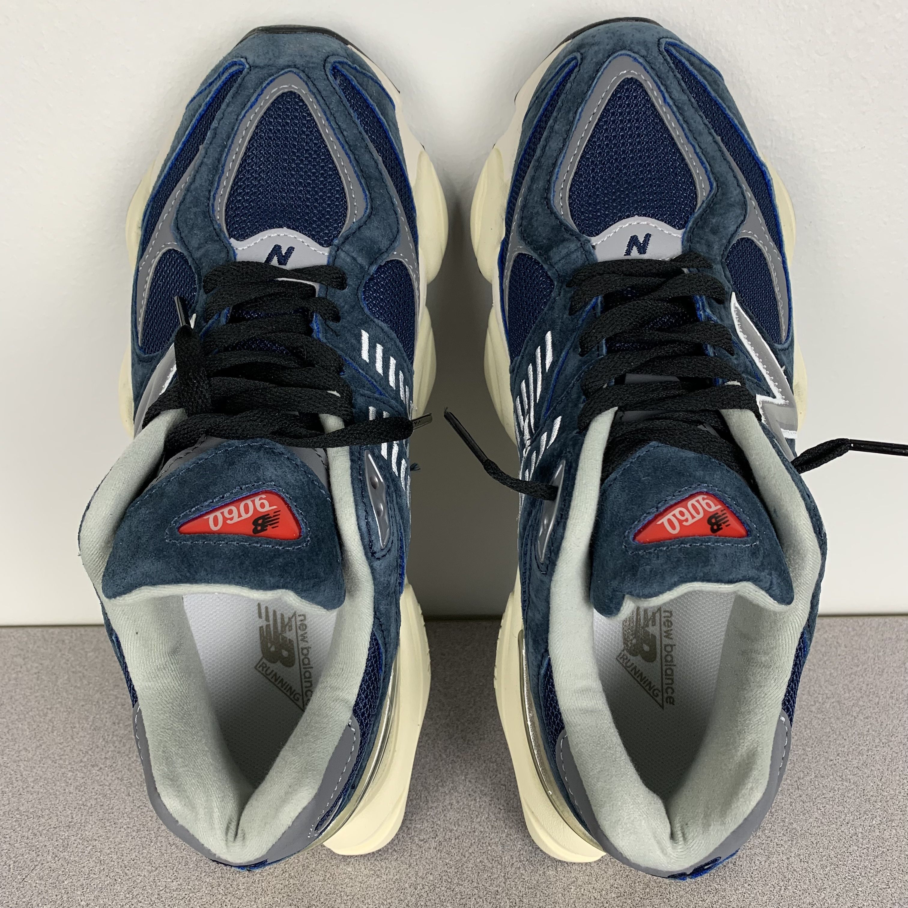 New Balance 9060 Navy White Size US 8.5 / EU 41-42 - 5 Thumbnail