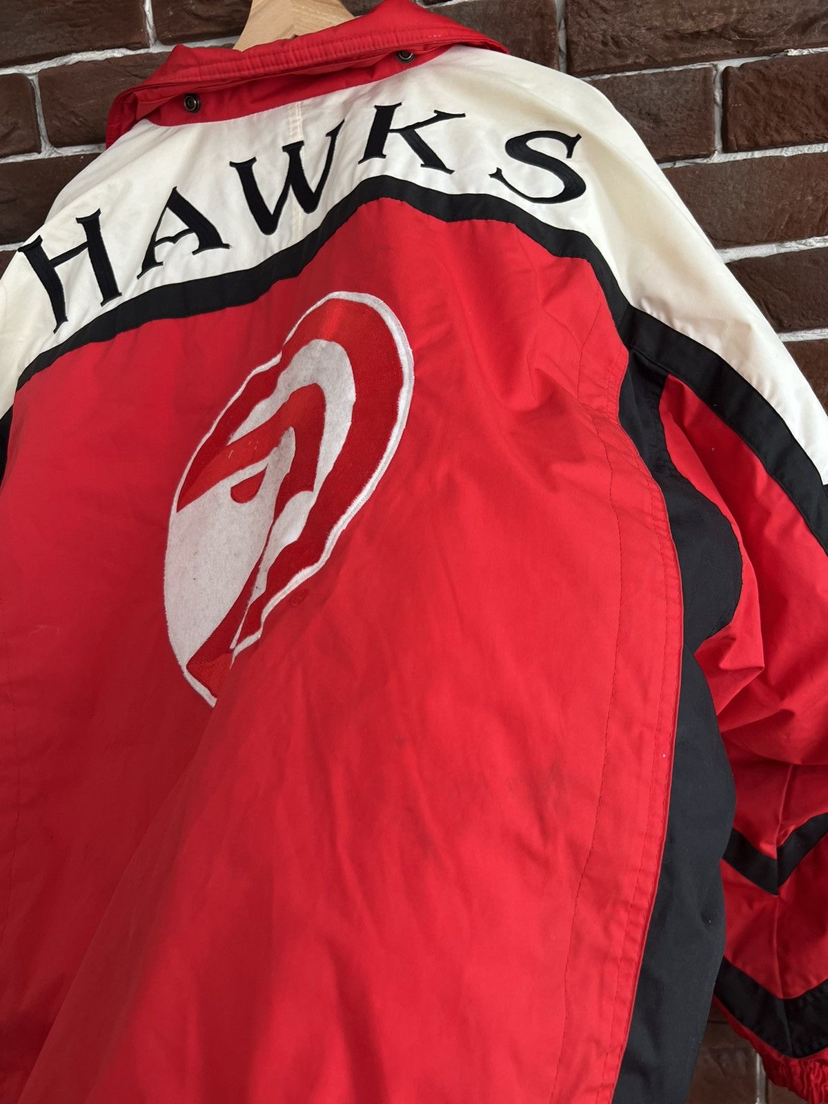 NBA Vintage 90s Nutmeg Campri Atlanta Hawks NBA Satin Jacket Size US XL / EU 56 / 4 - 12 Thumbnail
