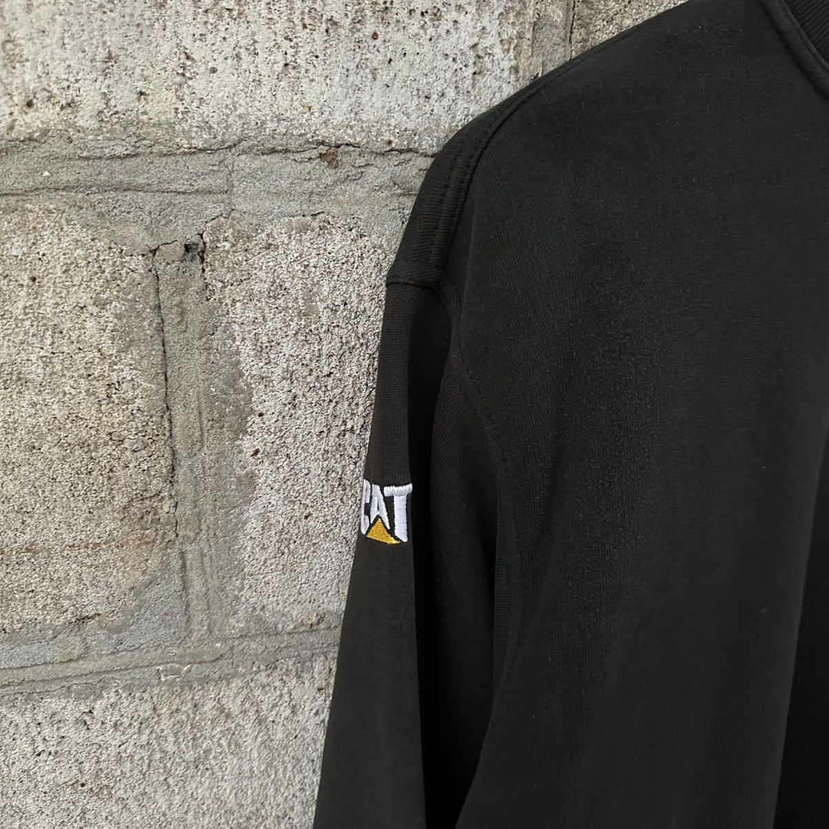 Caterpillar Vintage Fining Cat Sweatshirt Small Logo Caterpillar Y2K 00s Size US M / EU 48-50 / 2 - 5 Thumbnail