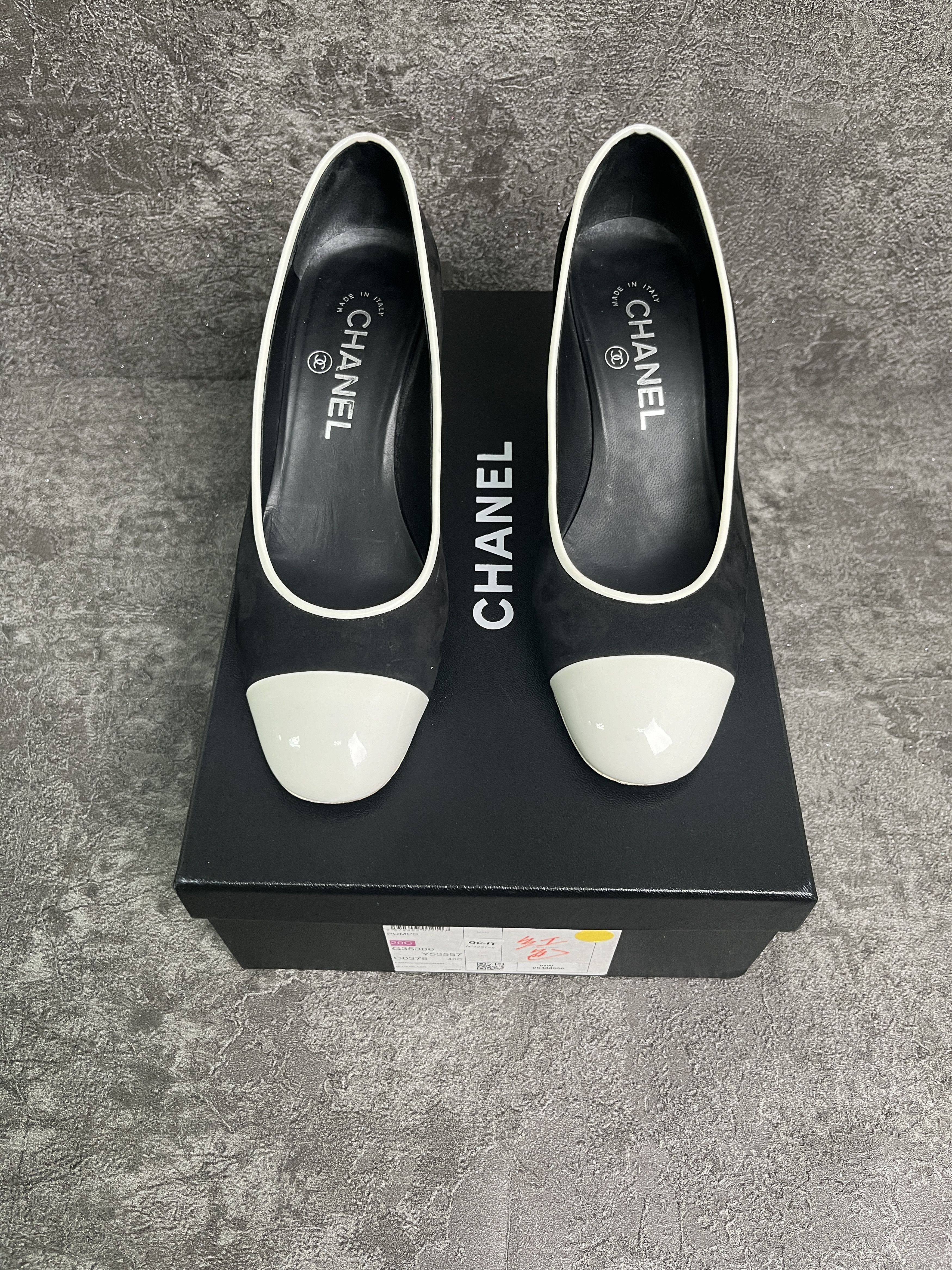 Chanel Chanel Black Suede Shoes With White Patent Cap Toe Size US 6 / IT 36 - 6 Thumbnail