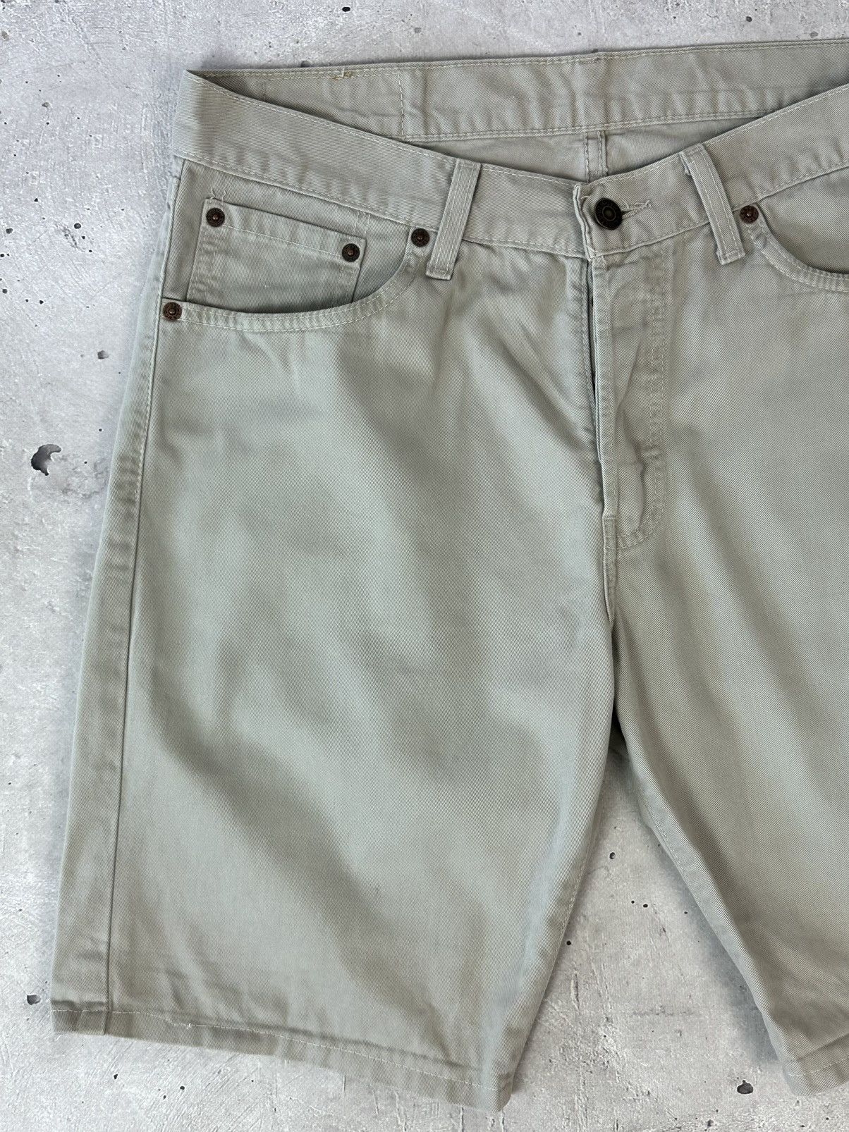 Levi's Levi’s 582 Vintage Beige Cotton Men’s Shorts Size US 32 / EU 48 - 5 Thumbnail