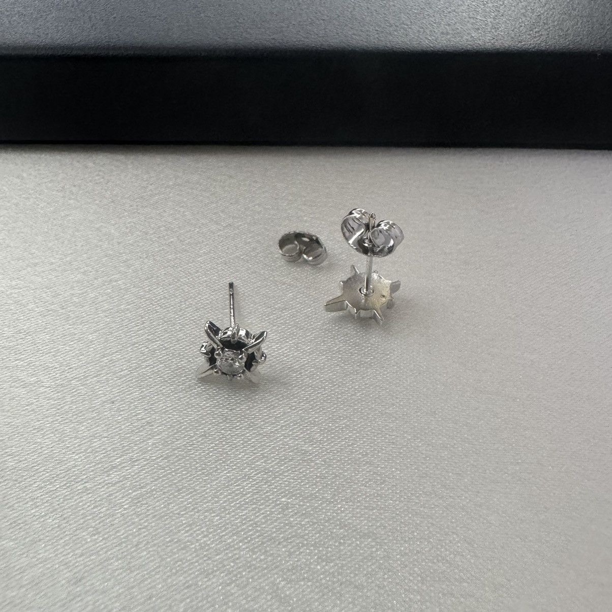 Designer CZ Star Stud Earrings for Men Women Hip Hop Unisex Style Size ONE SIZE - 5 Thumbnail